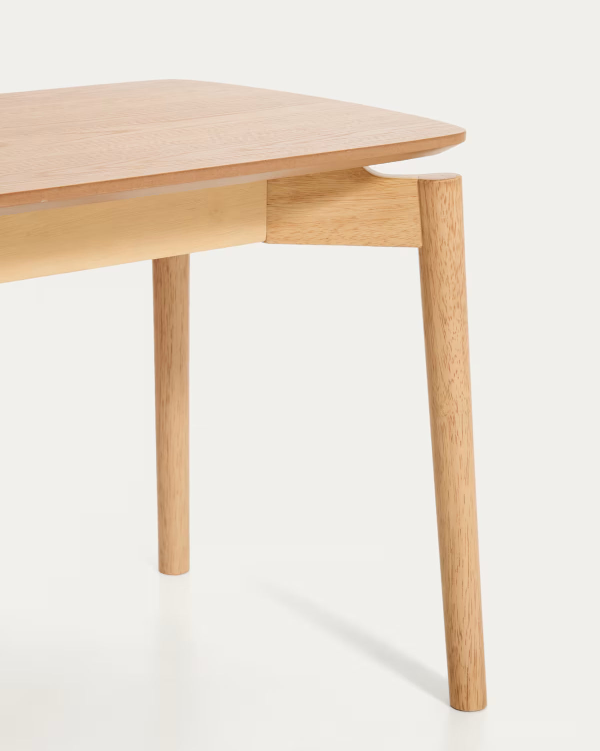 EVERA bench with oak veneer