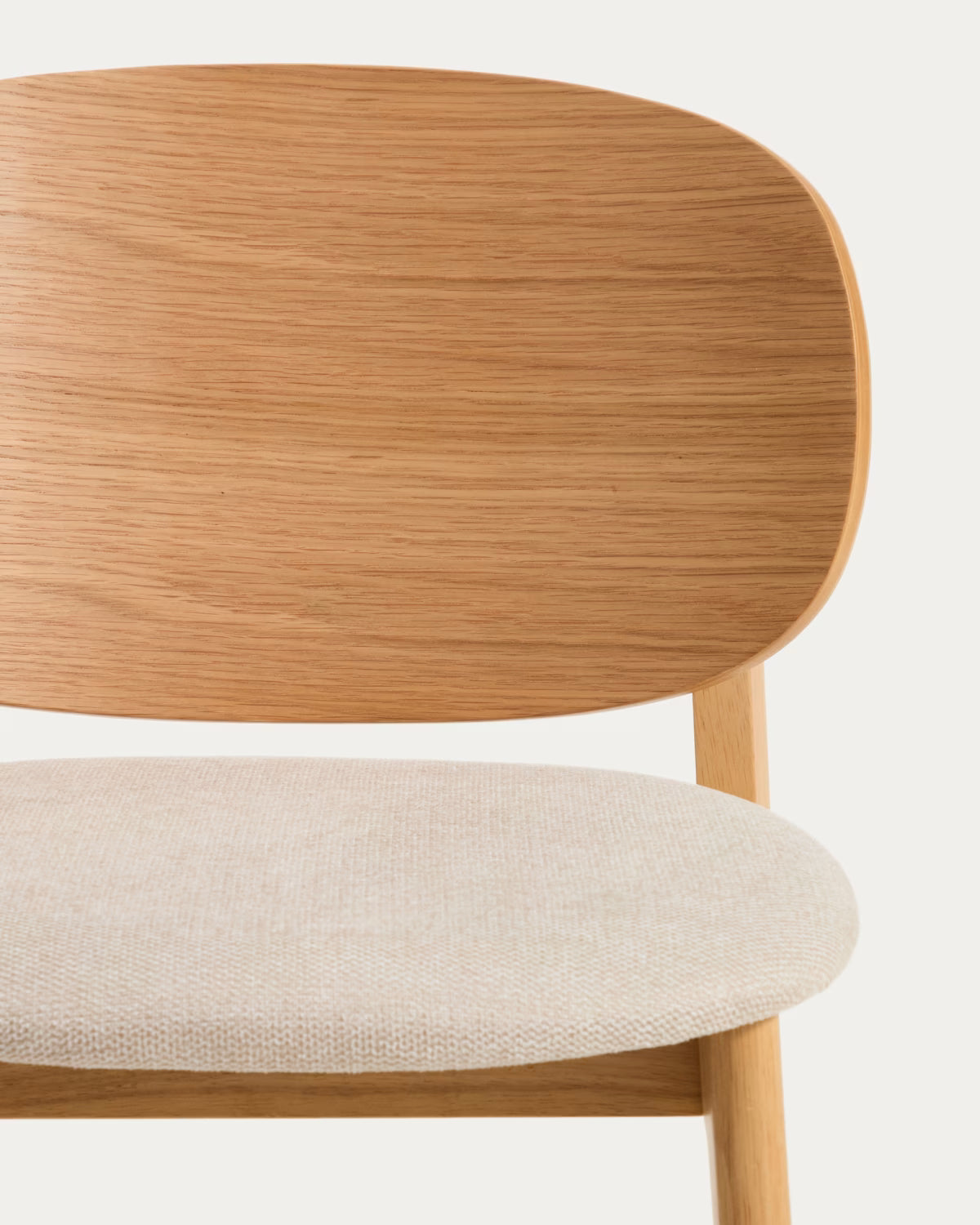 LUDARA Chair in Beige Chenille with a Veneered Oak Base