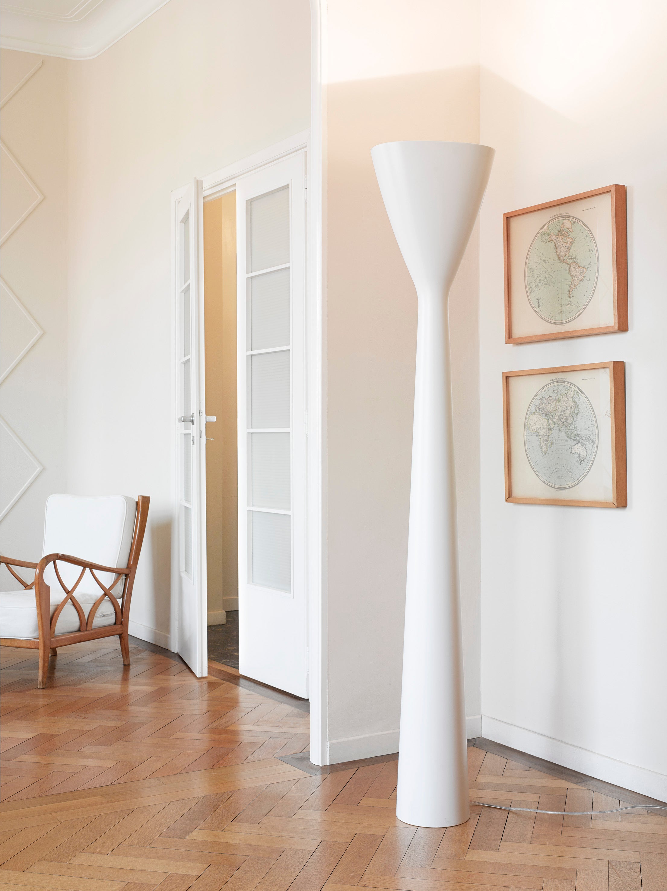 Carrara White floor lamp