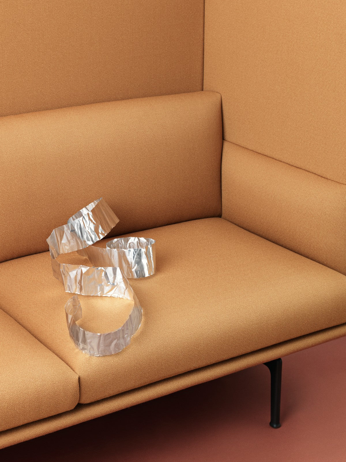 3-Seater Sofa OUTLINE HIGHBACK Upholstered