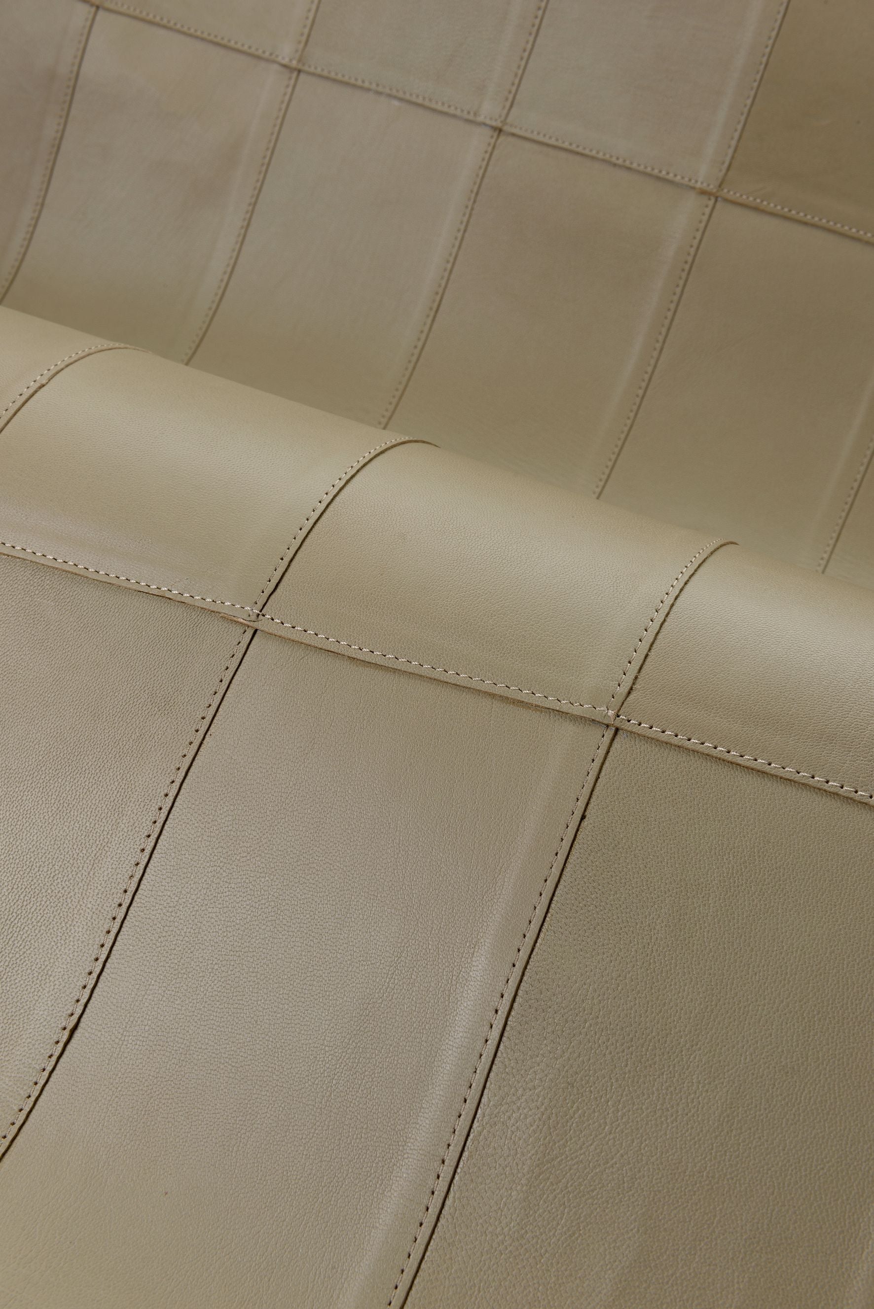 Natural leather wallpaper with geometric pattern PALADIN amber