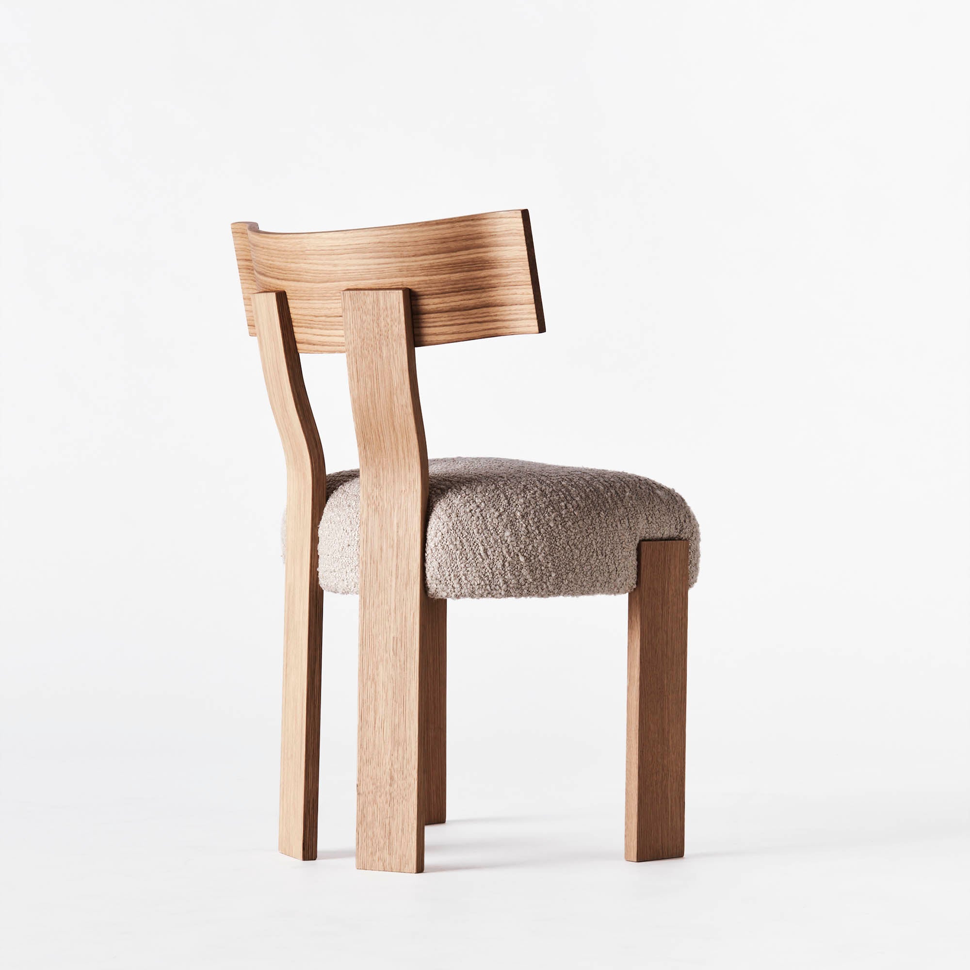 Stuhl ALBA beige Boucle mit Eichenbasis