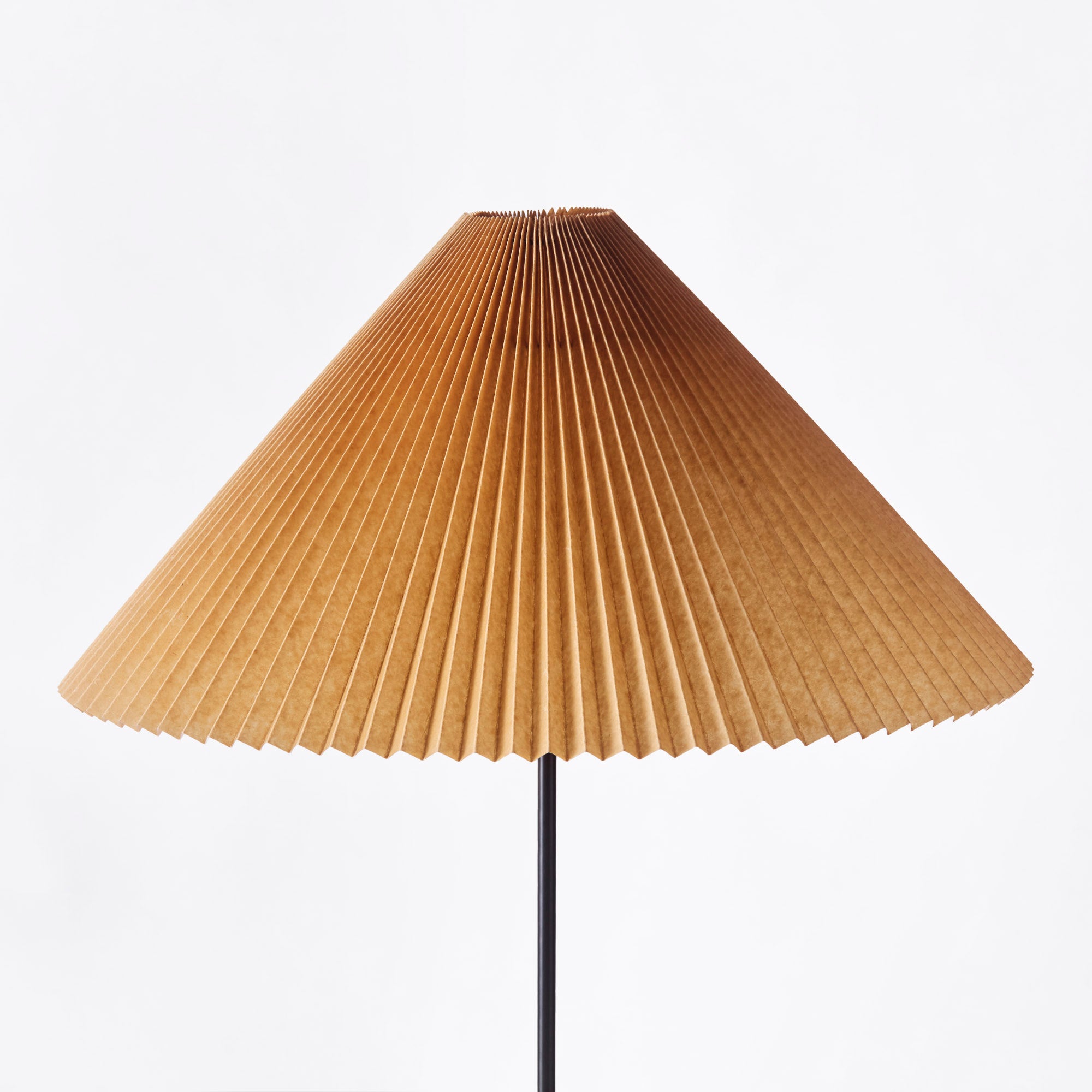 Lampa podłogowa GERALDINE ochra z czarną podstawą