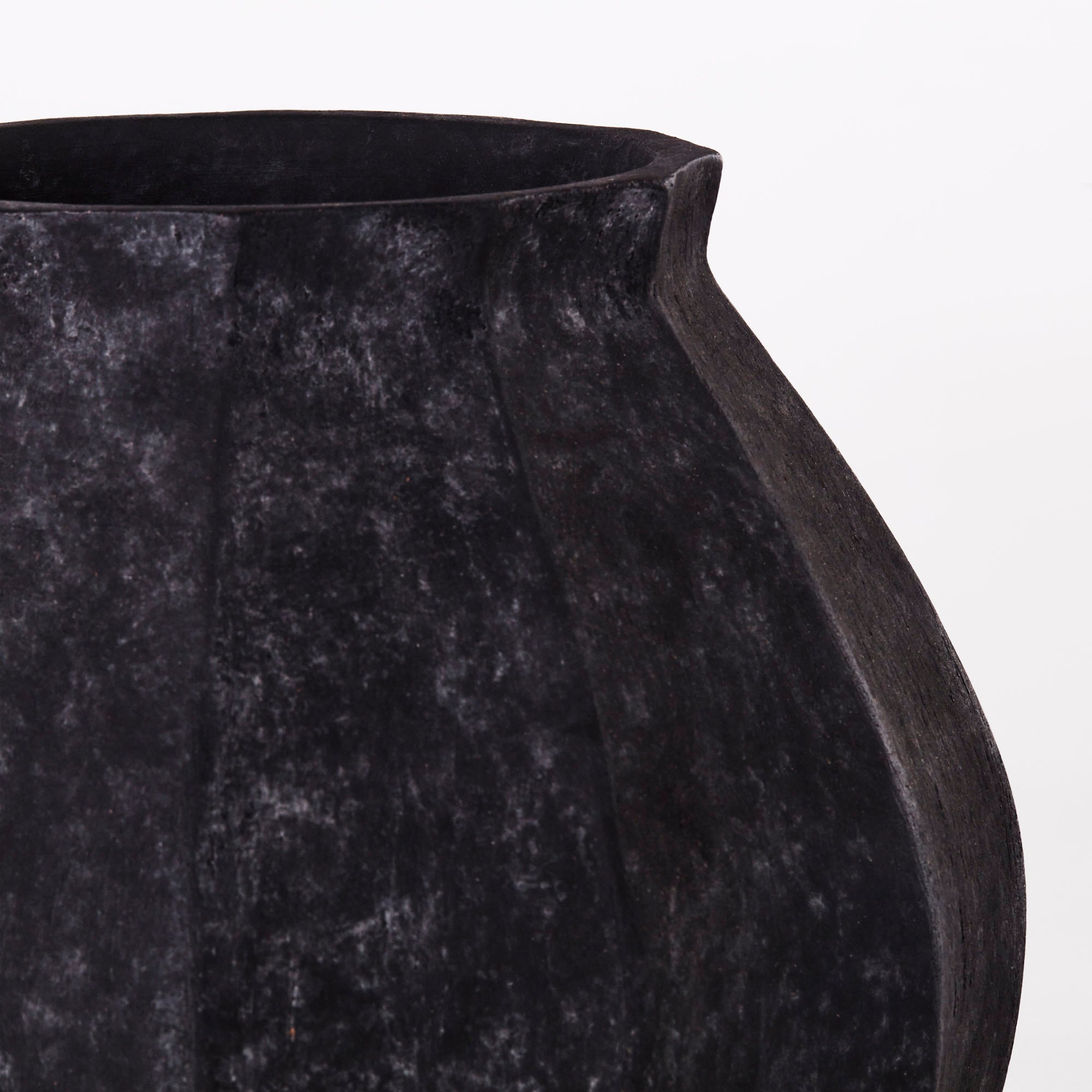 WEDGES vase black ceramic