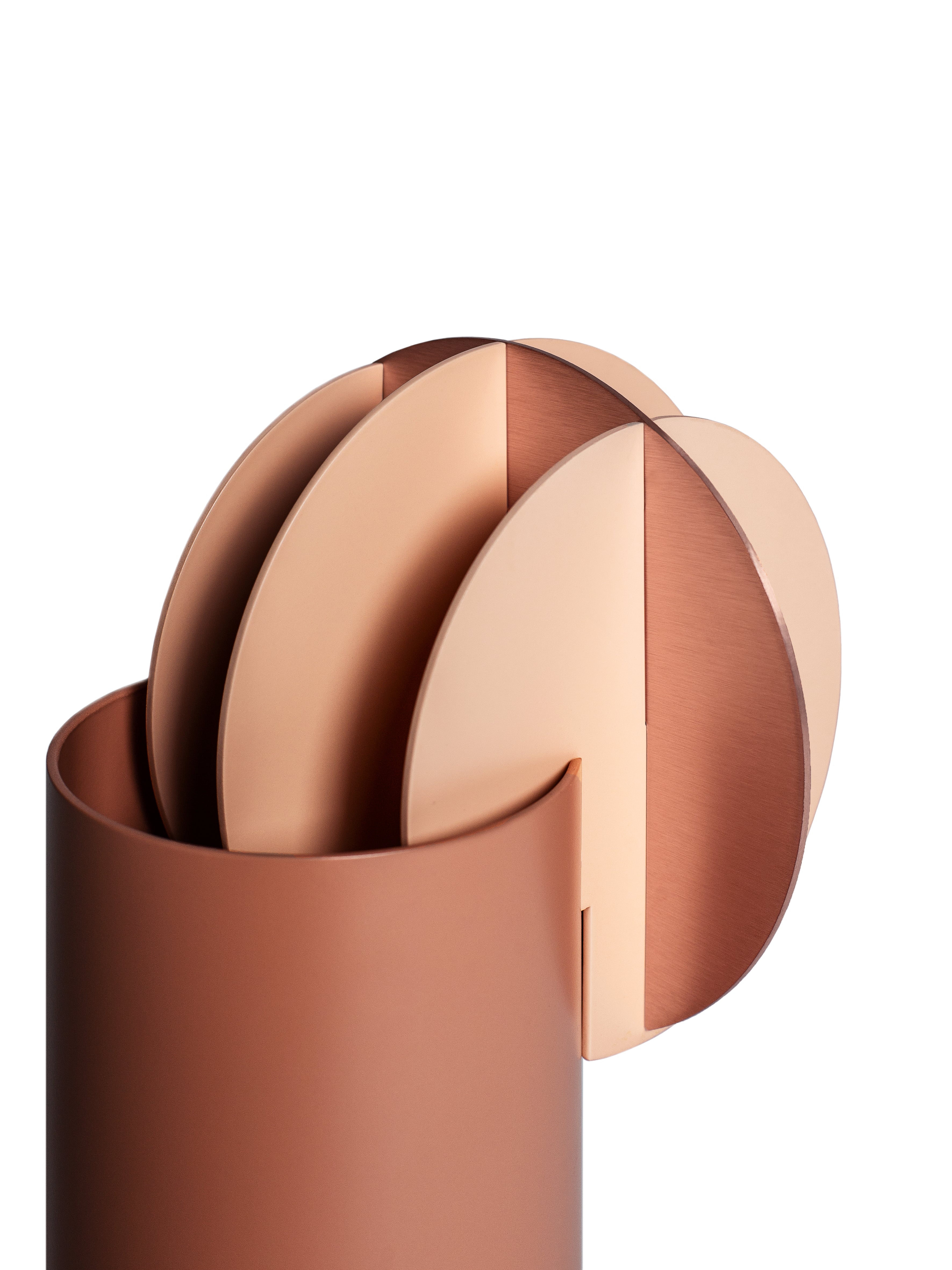 DELAUNAY vase in powder pink with peach and copper