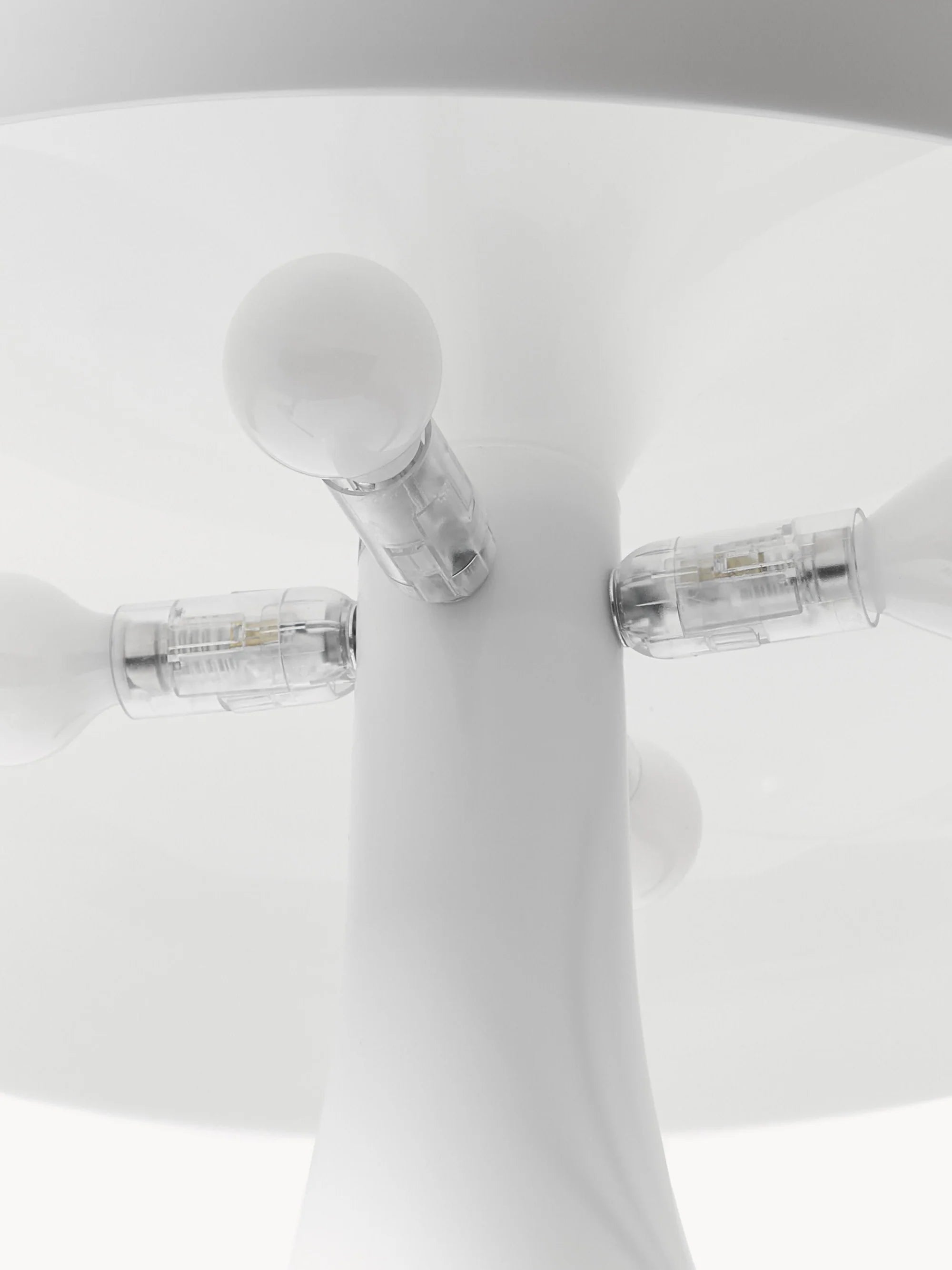 Tischlampe NESSO weiß