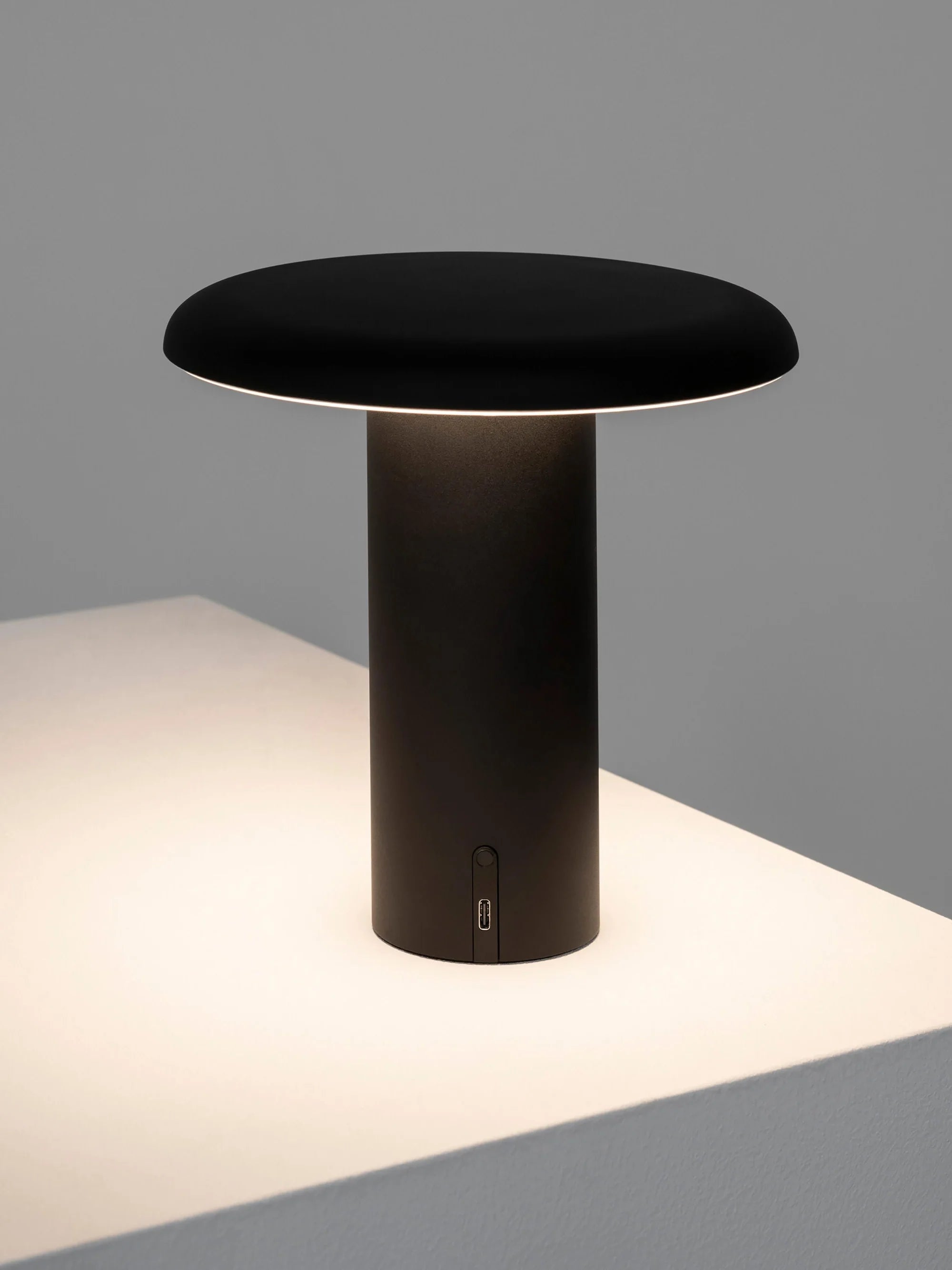 Portable Lamp TAKKU lacquered black