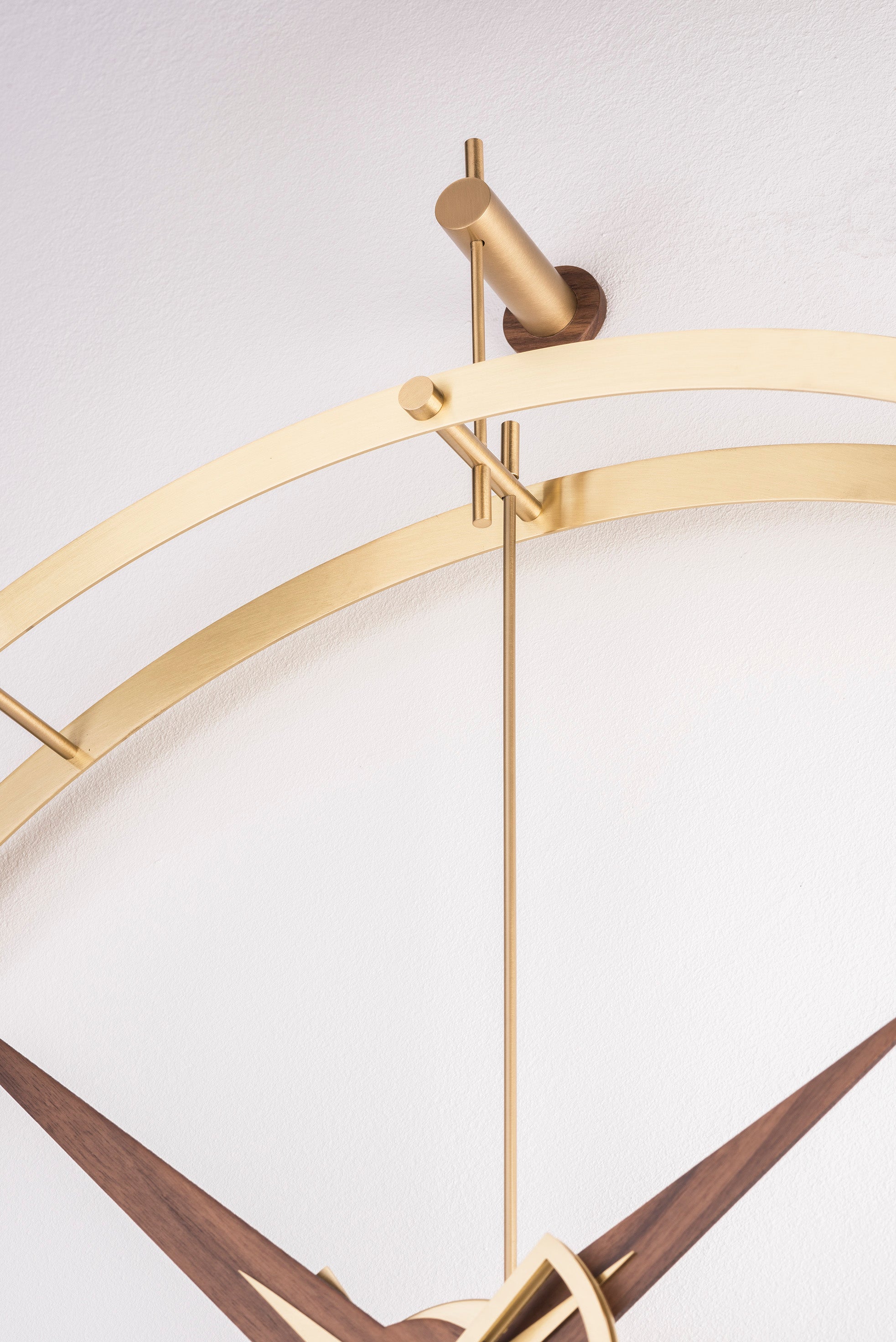 DOUBLE O PREMIUM wall clock walnut wood with brass finish