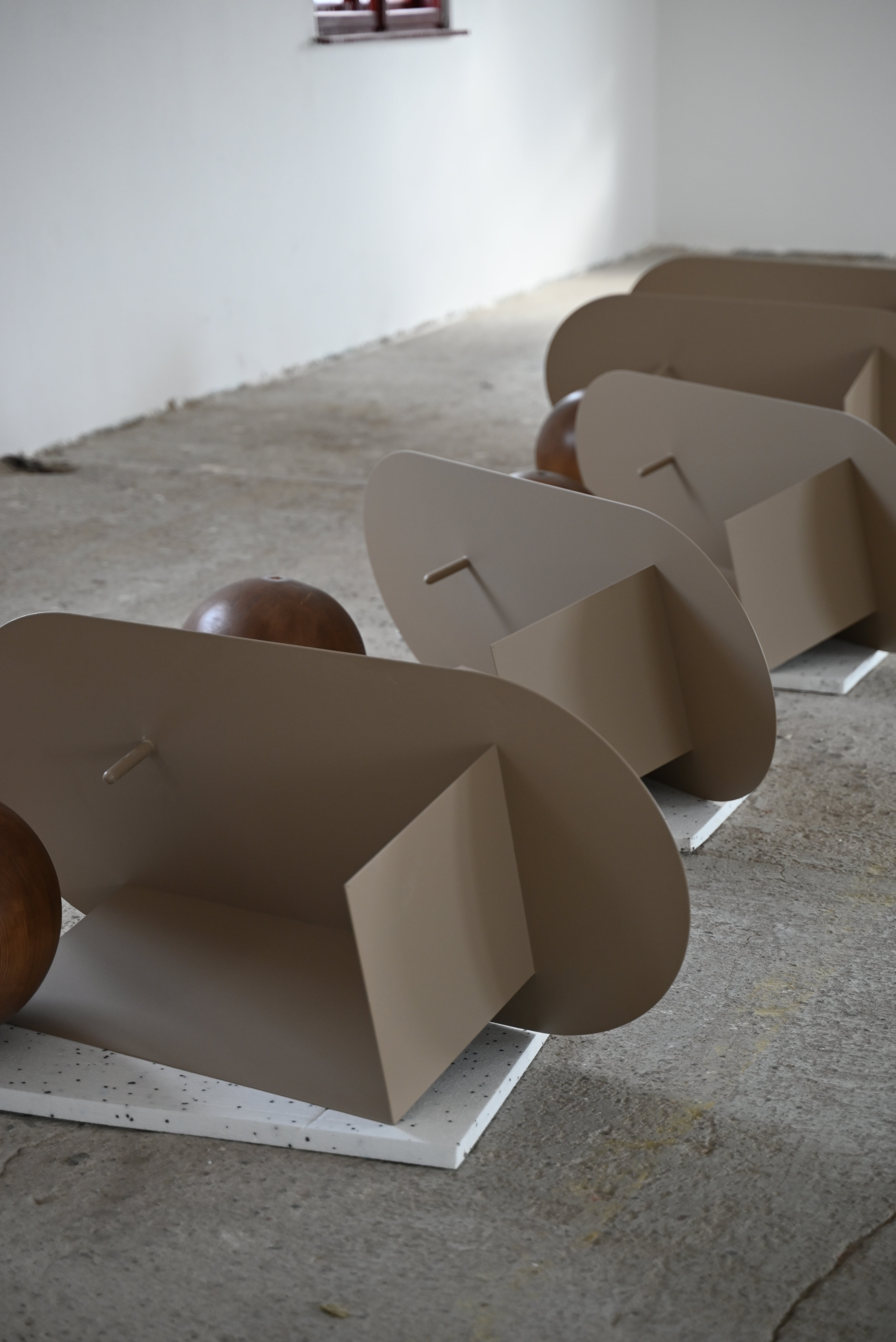 FUKU LONG Coffee Table in Steel and Wood