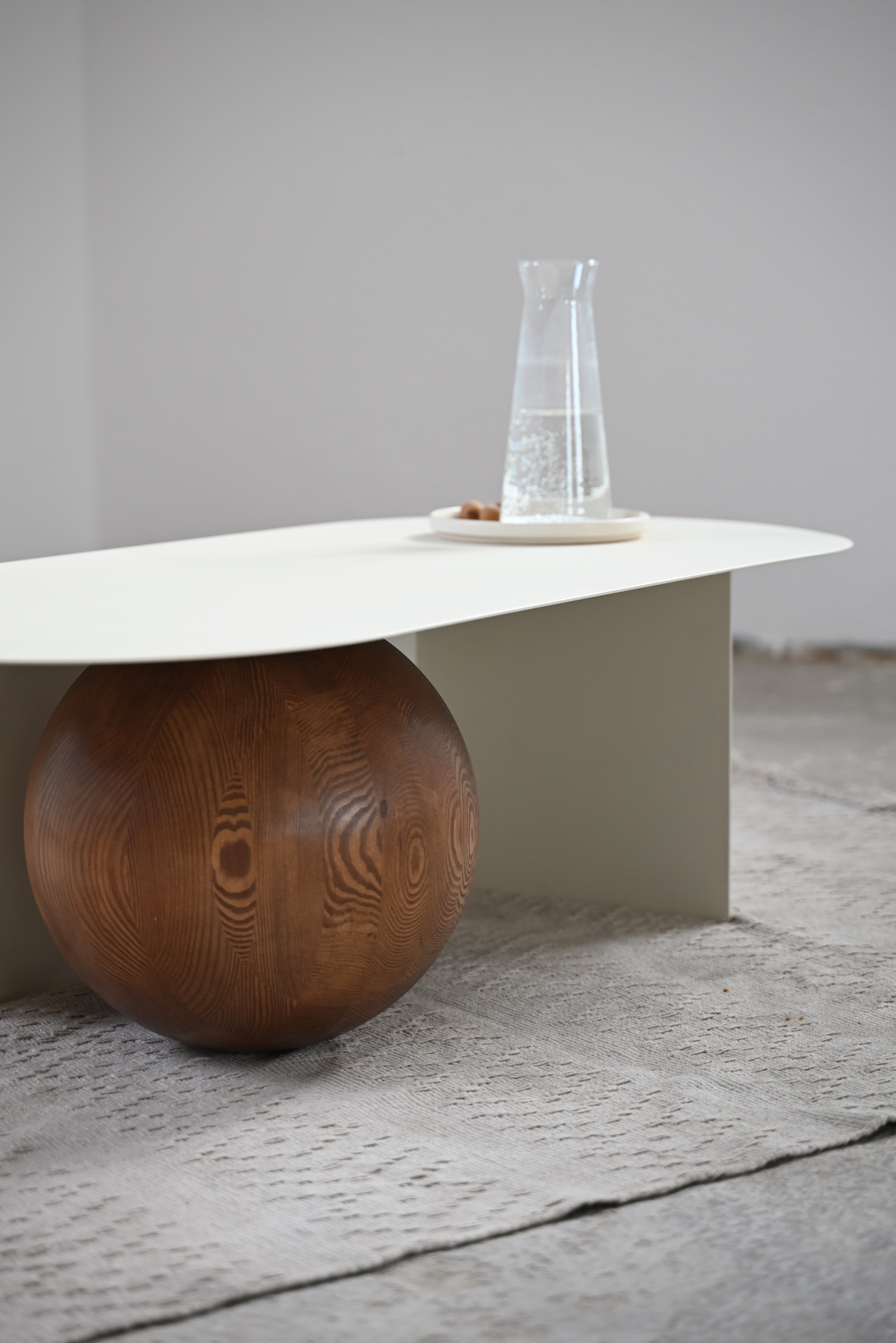 FUKU LONG Coffee Table in Steel and Wood