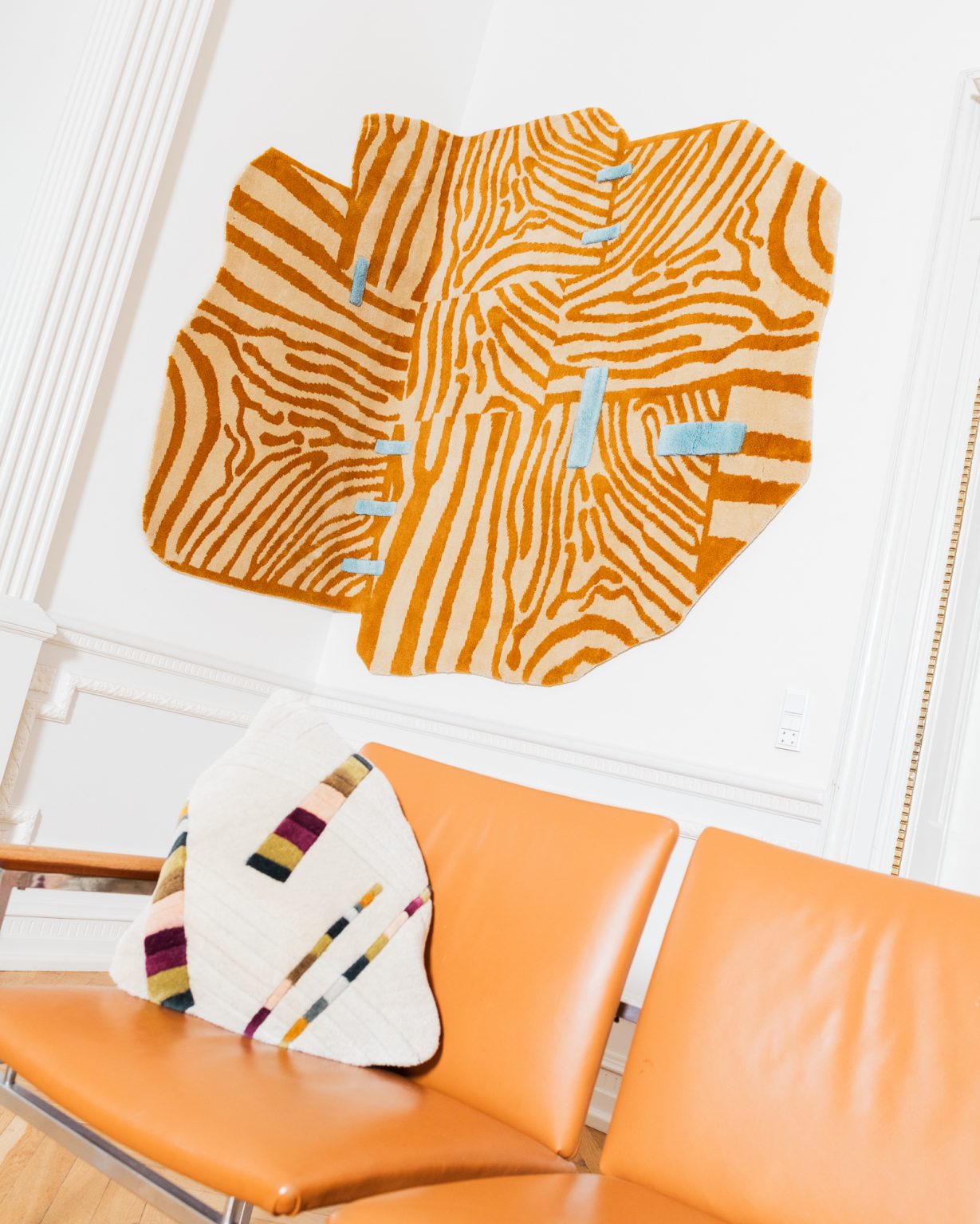 Asymmetrical decorative rug PATCH orange