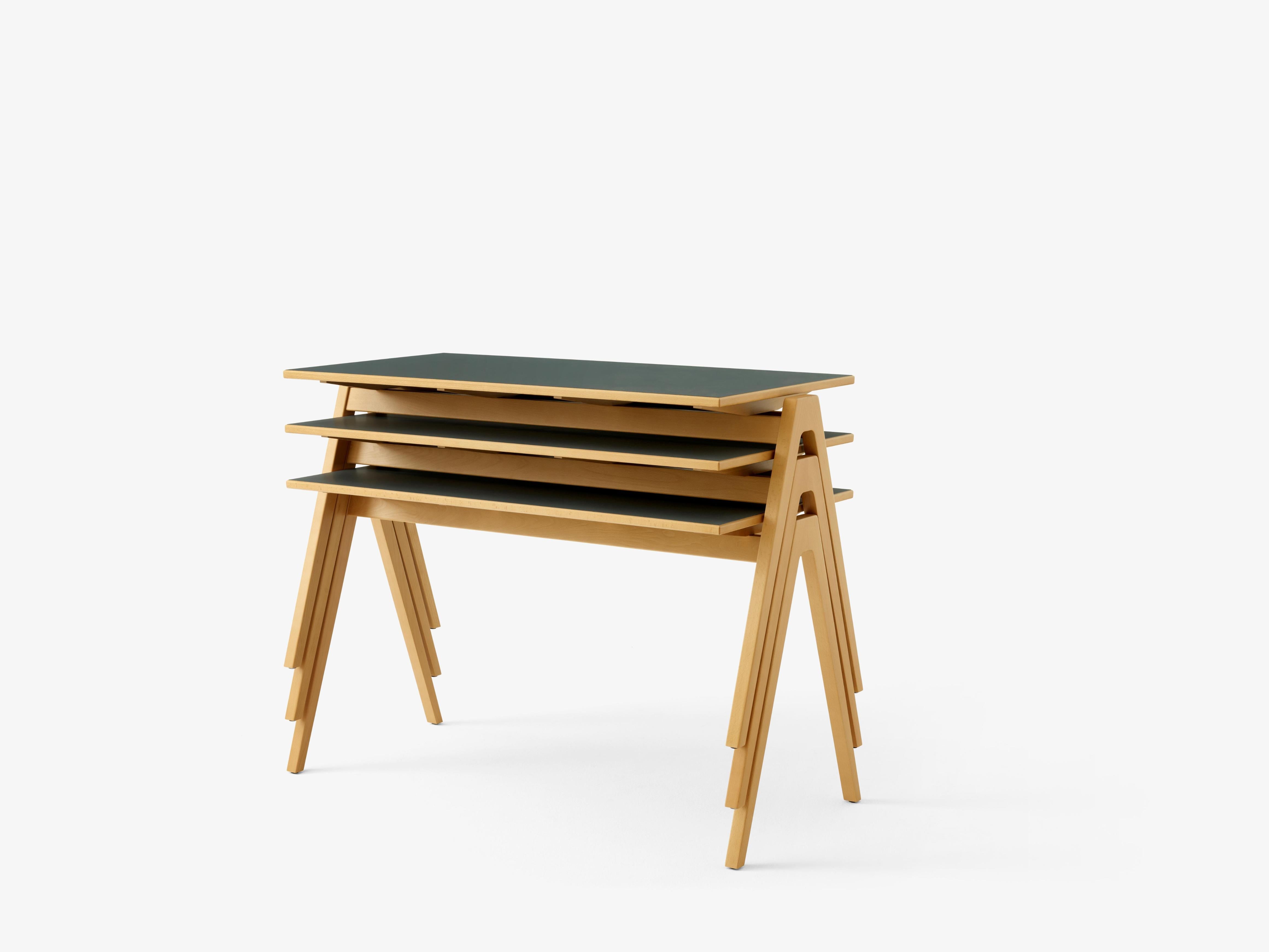 DAYSTAK RD2 Table made of beech wood with a laminated top