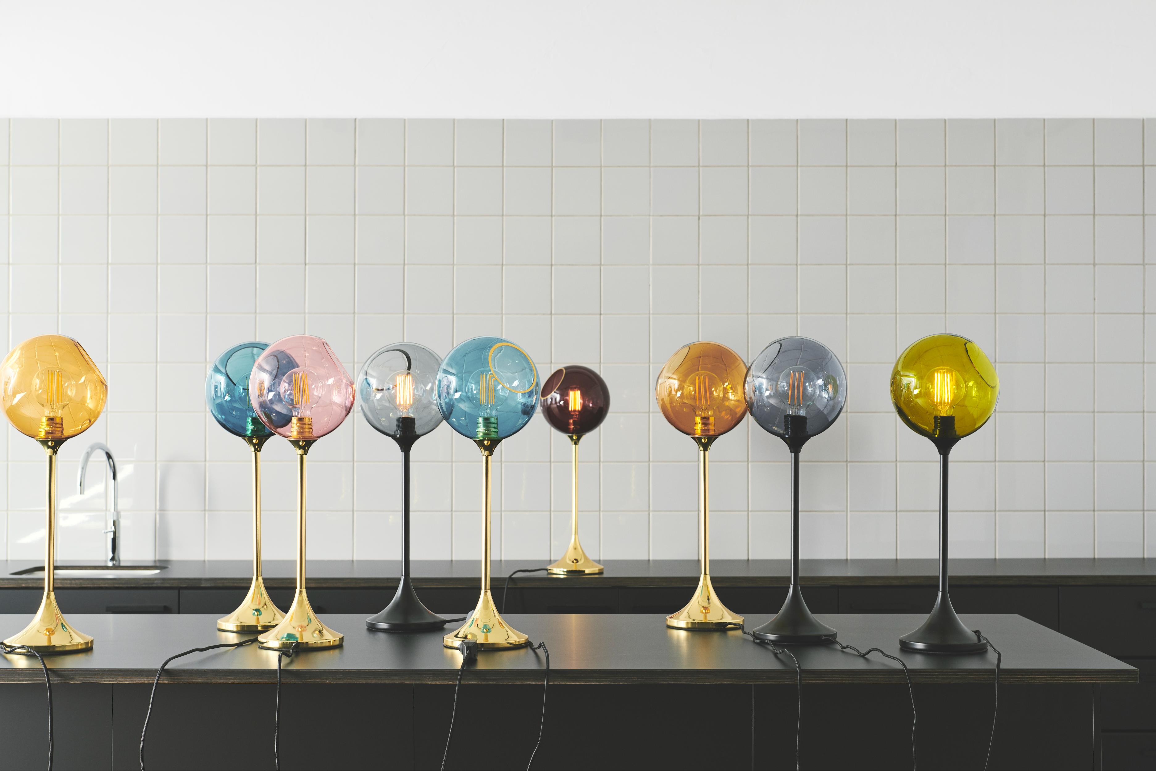BALLROOM smoky table lamp with black base [Amelia]