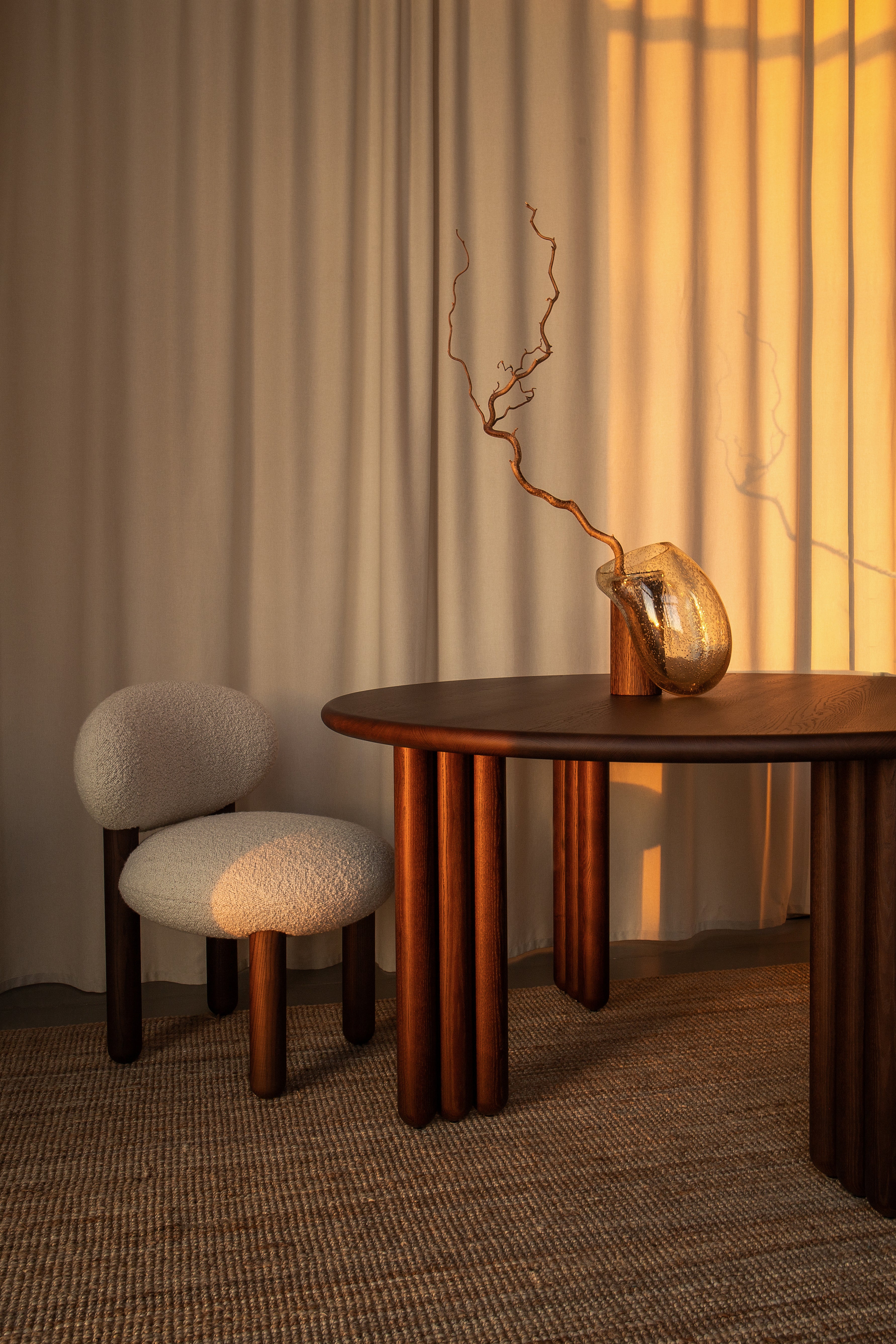 Round Table FLOCK Brown Ash Wood