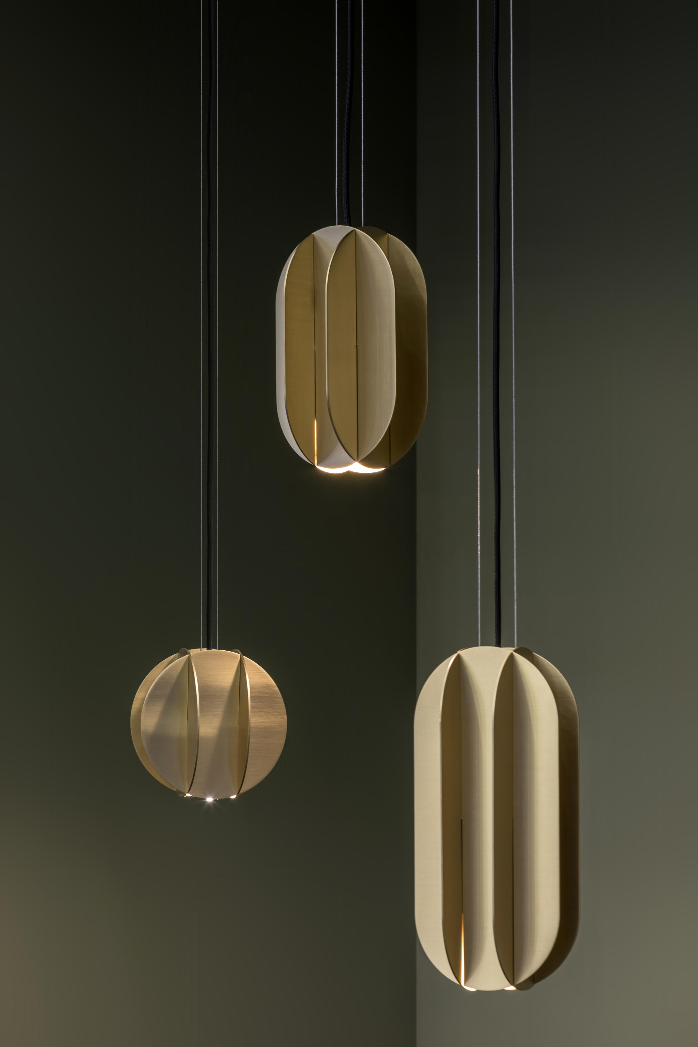 Round Pendant Lamp EL Brass