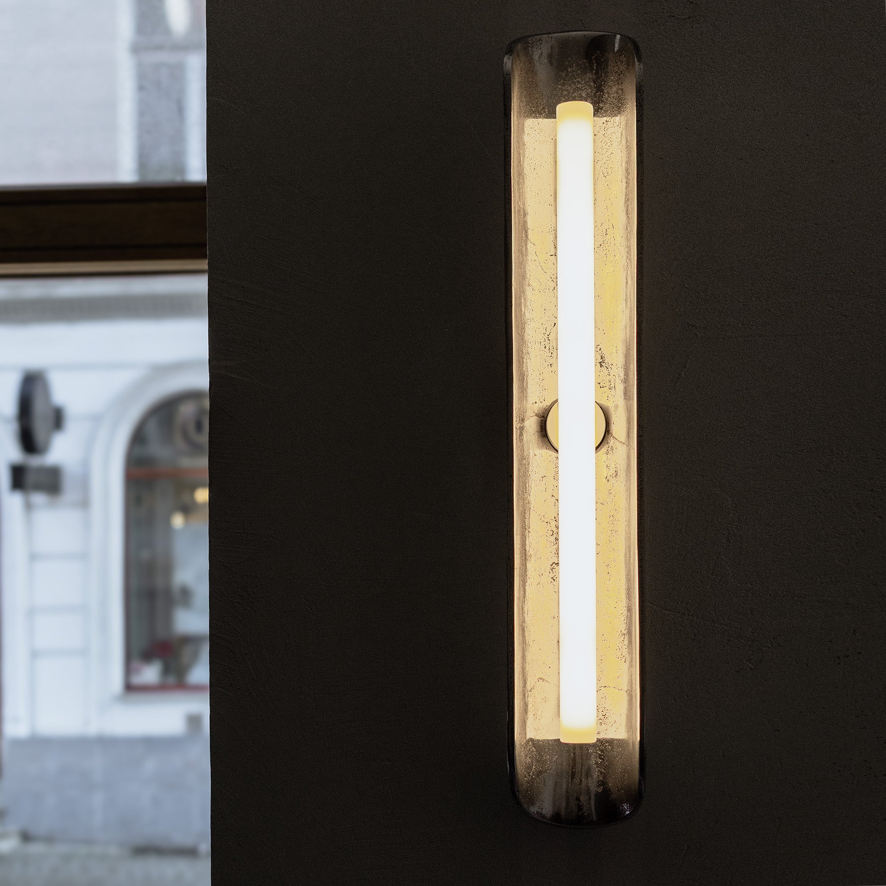 NURT Aluminum Wall Sconce