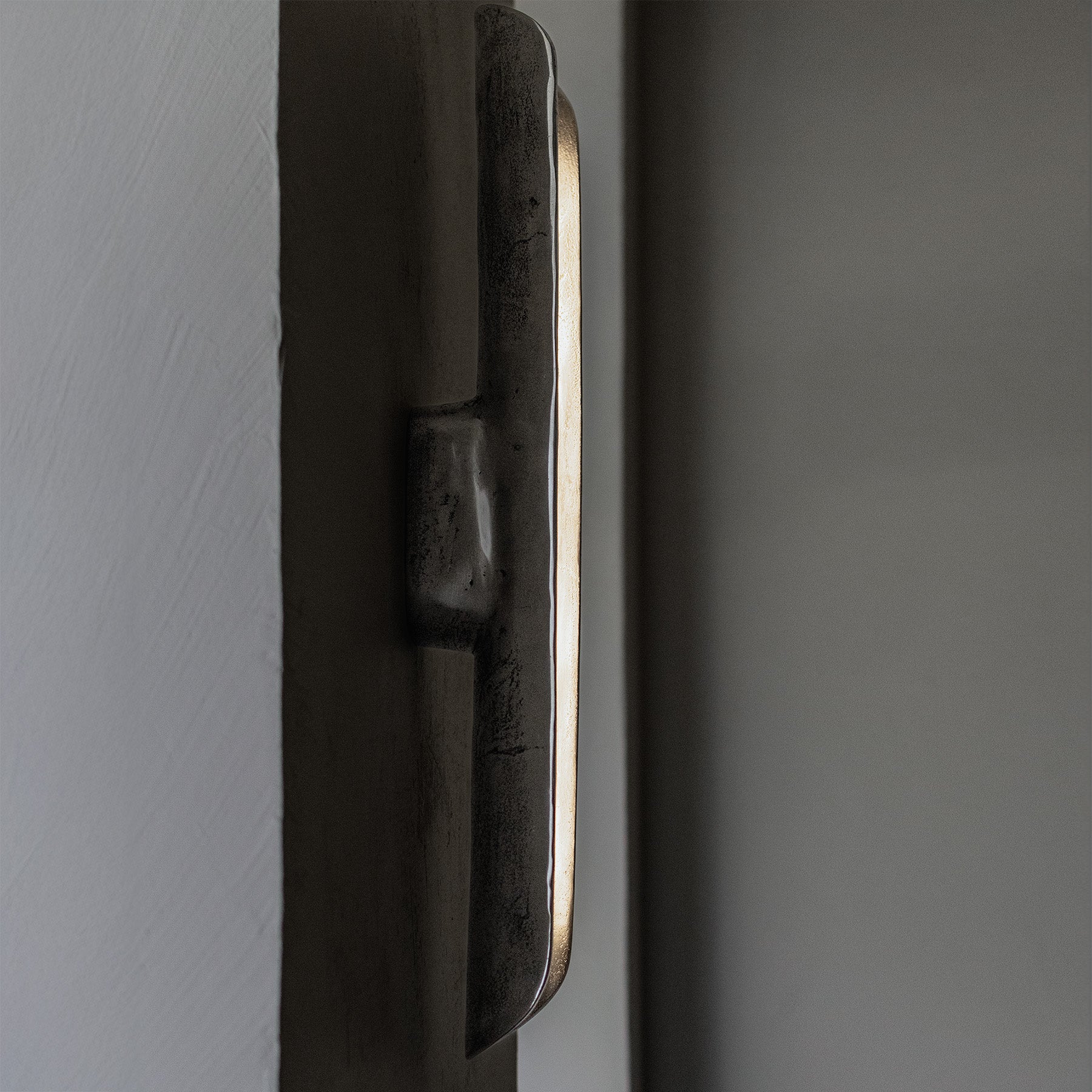NURT Aluminum Wall Sconce