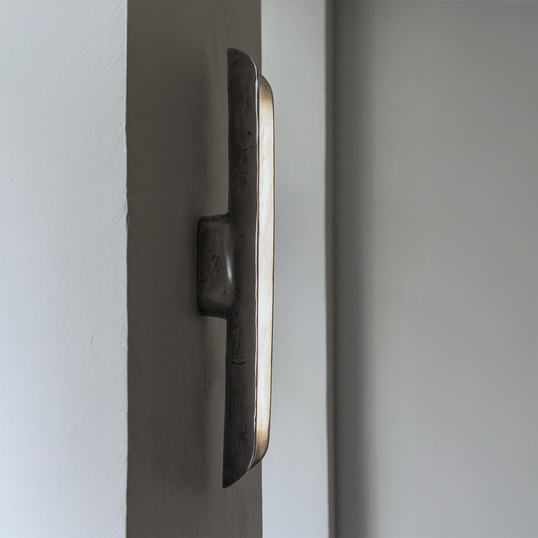 NURT Aluminum Wall Sconce