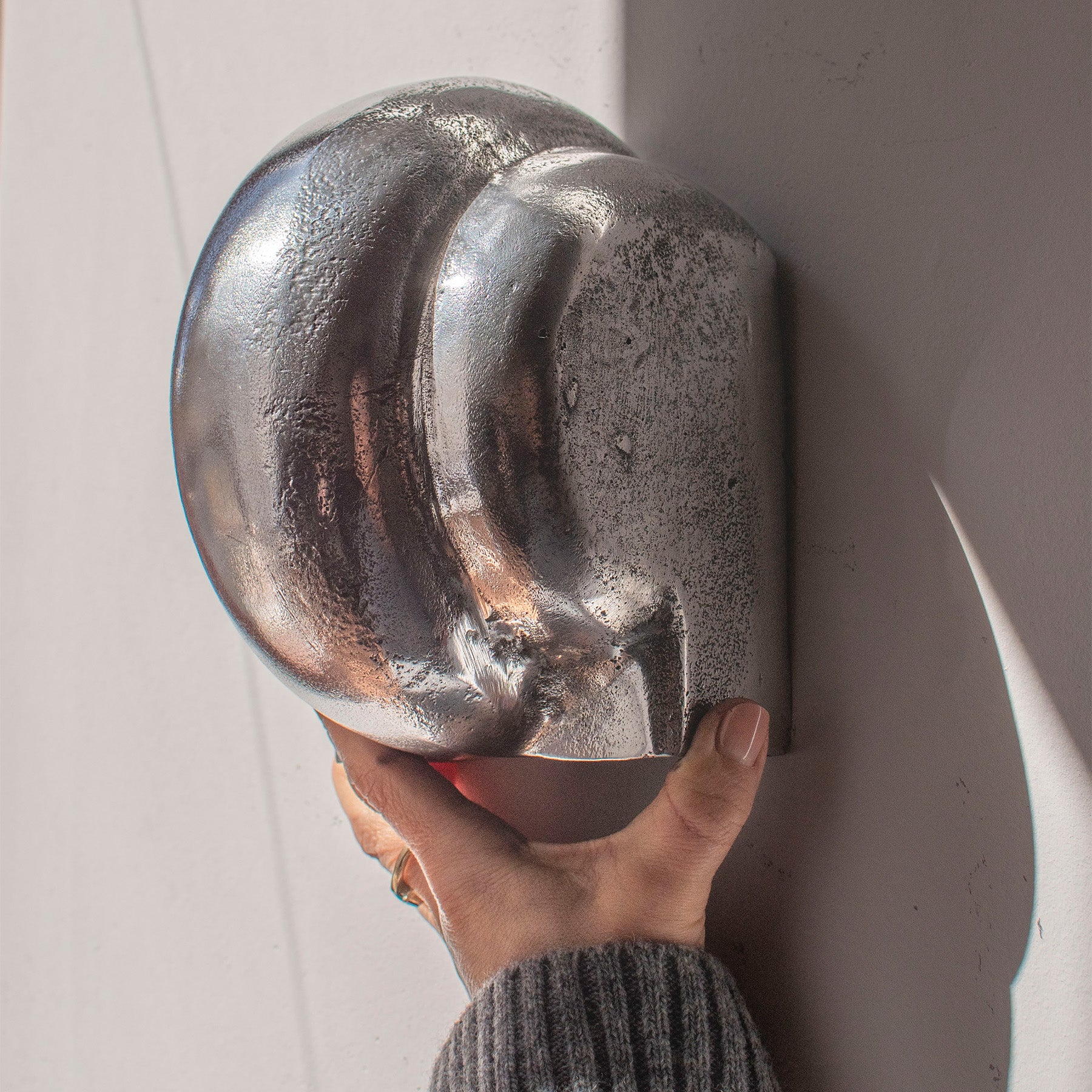 TRYTON Aluminum Wall Lamp