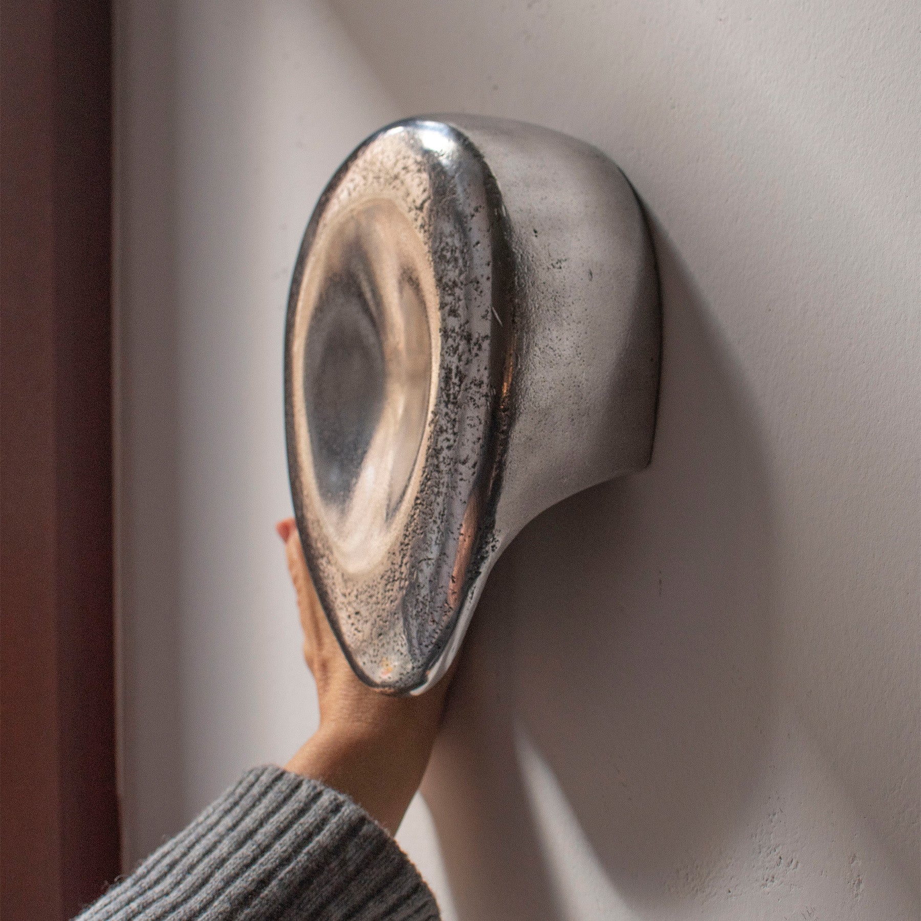 DEIMOS Aluminum Wall Sconce