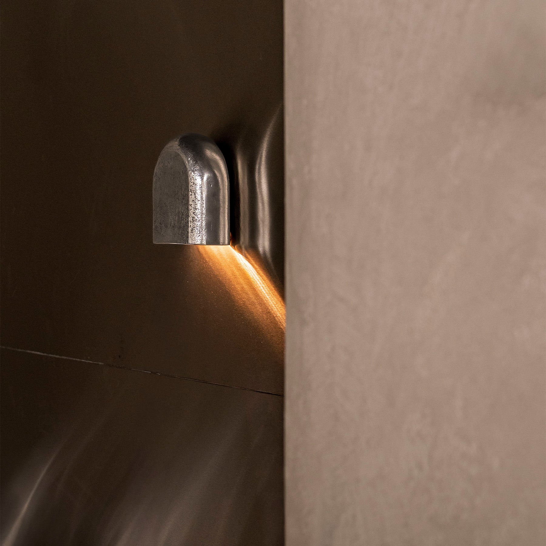 FOBOS Aluminum Wall Sconce