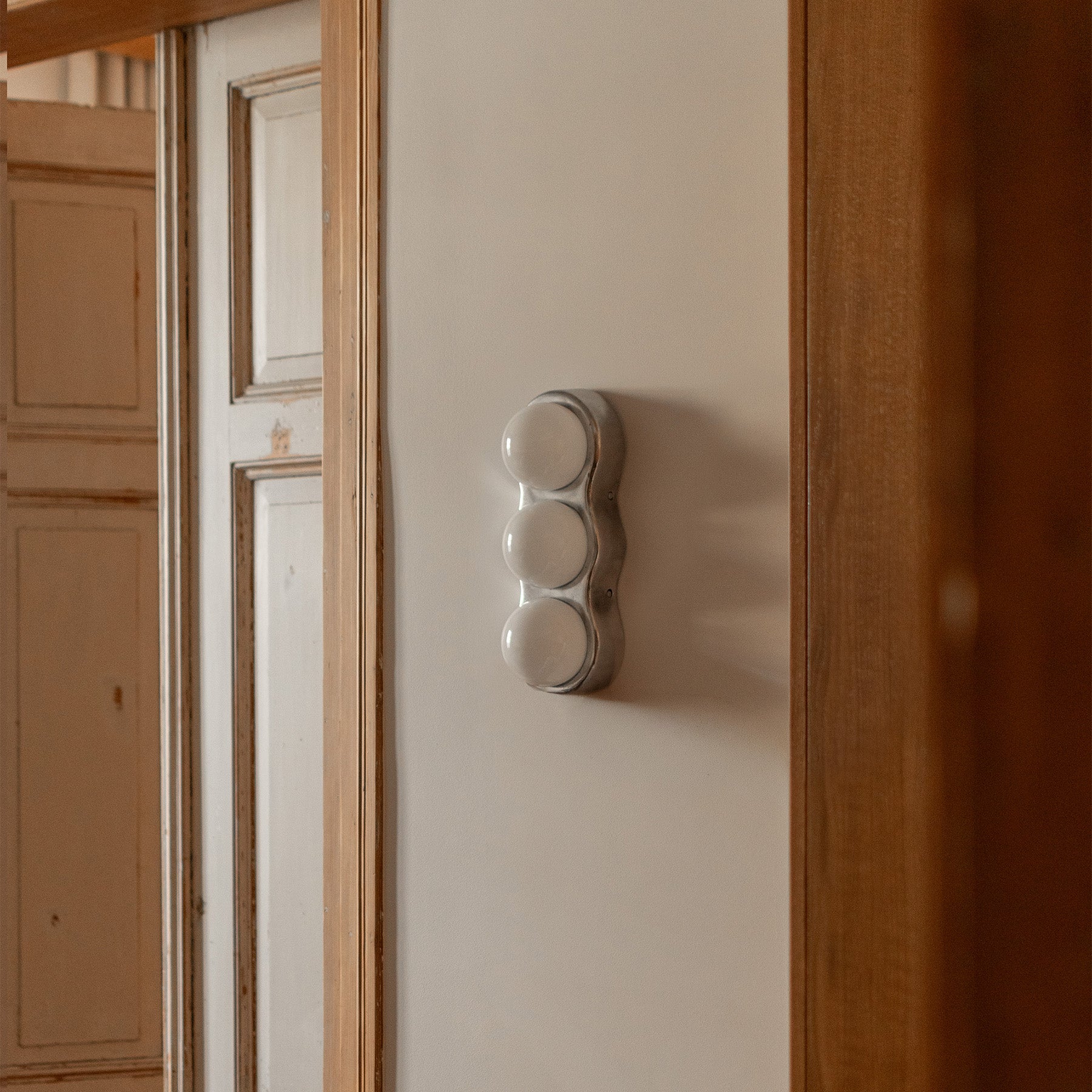 GROOVE Wall Sconce with Opal Glass and Aluminum Base