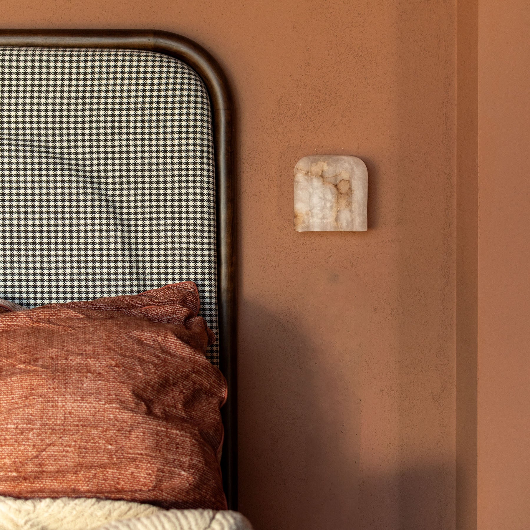 MEROPE Alabaster Wall Sconce with Patterned Finish