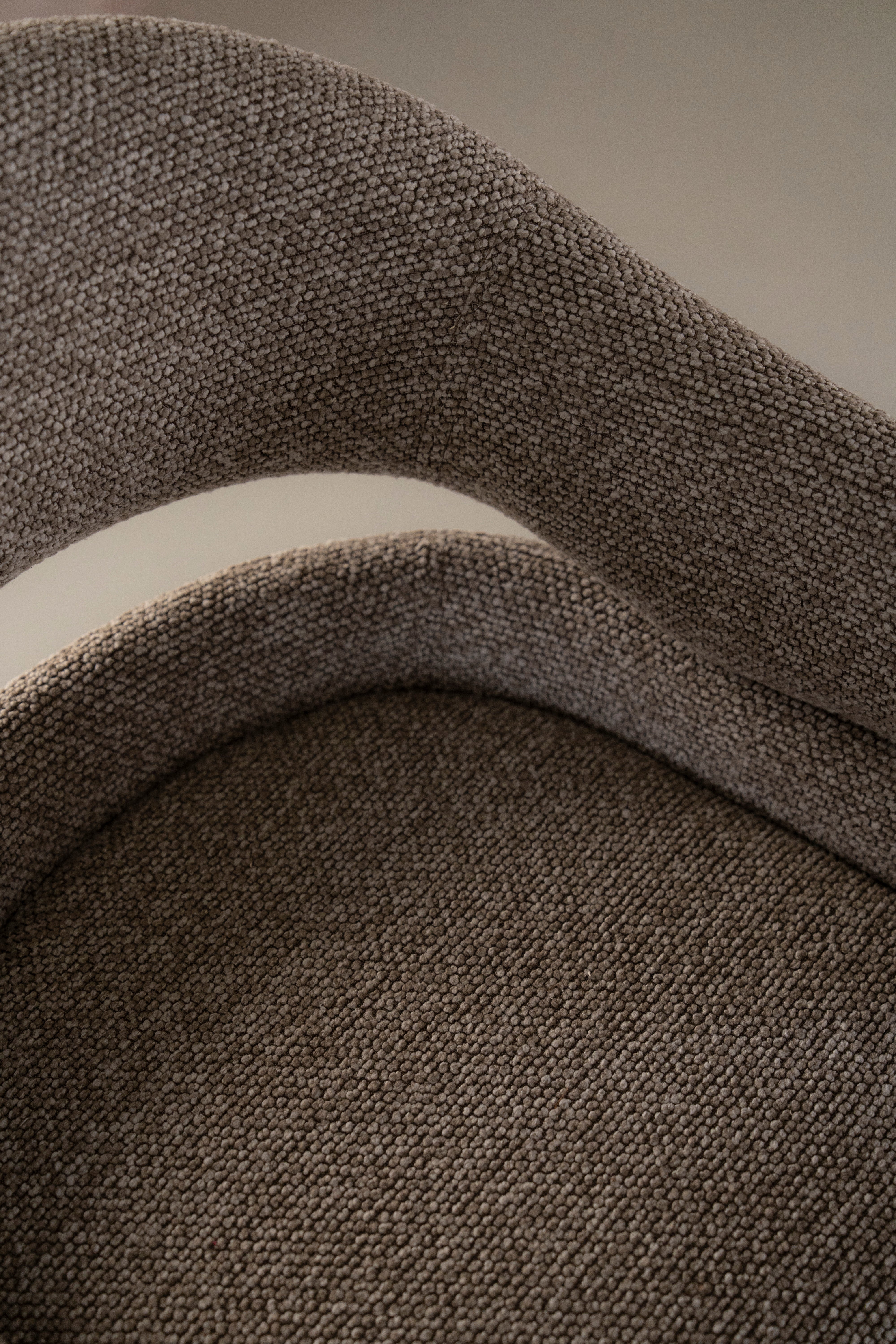 HAILEY beige swivel chair with dark brown base