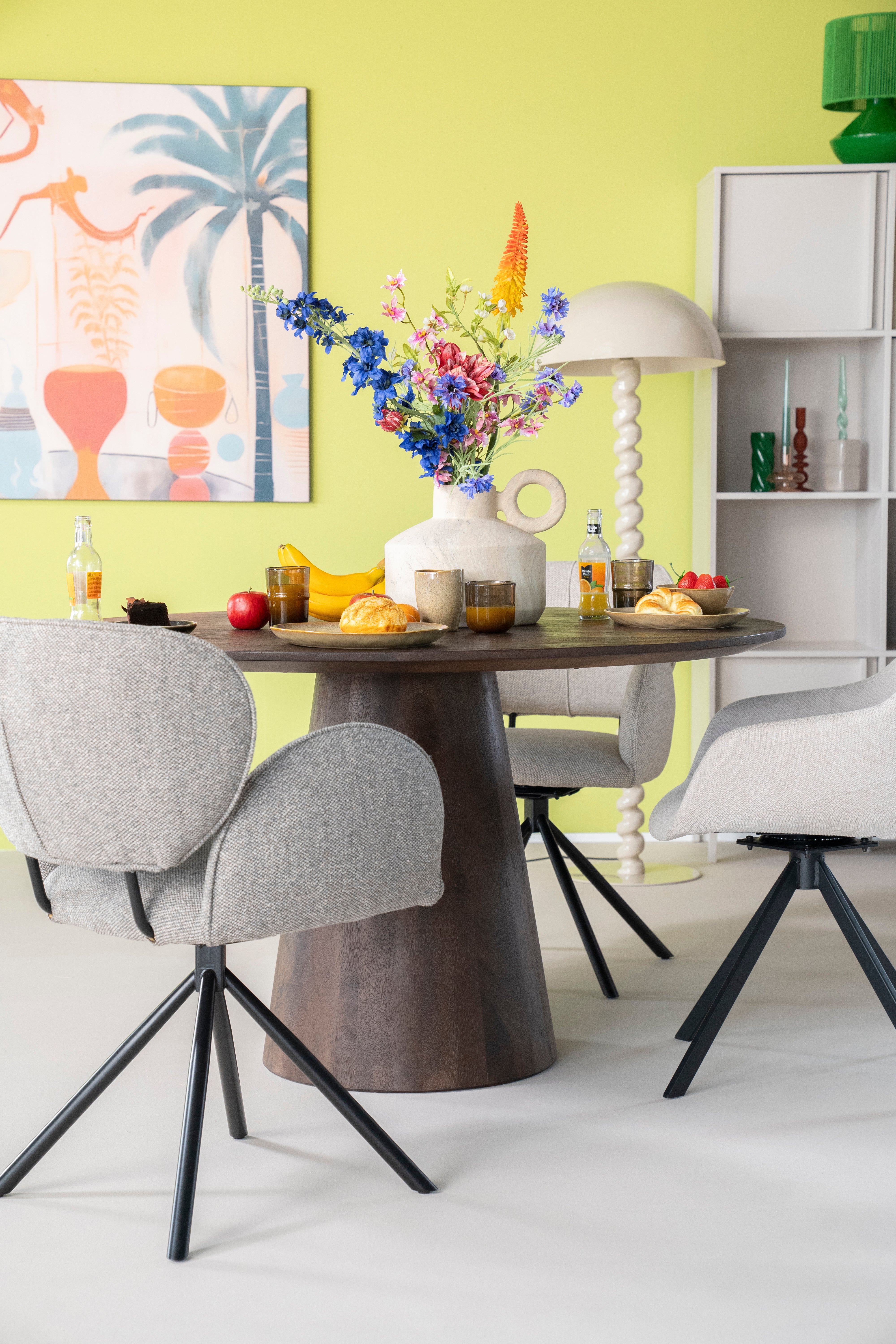 Stuhl ROSALIN beige mit schwarzem Gestell