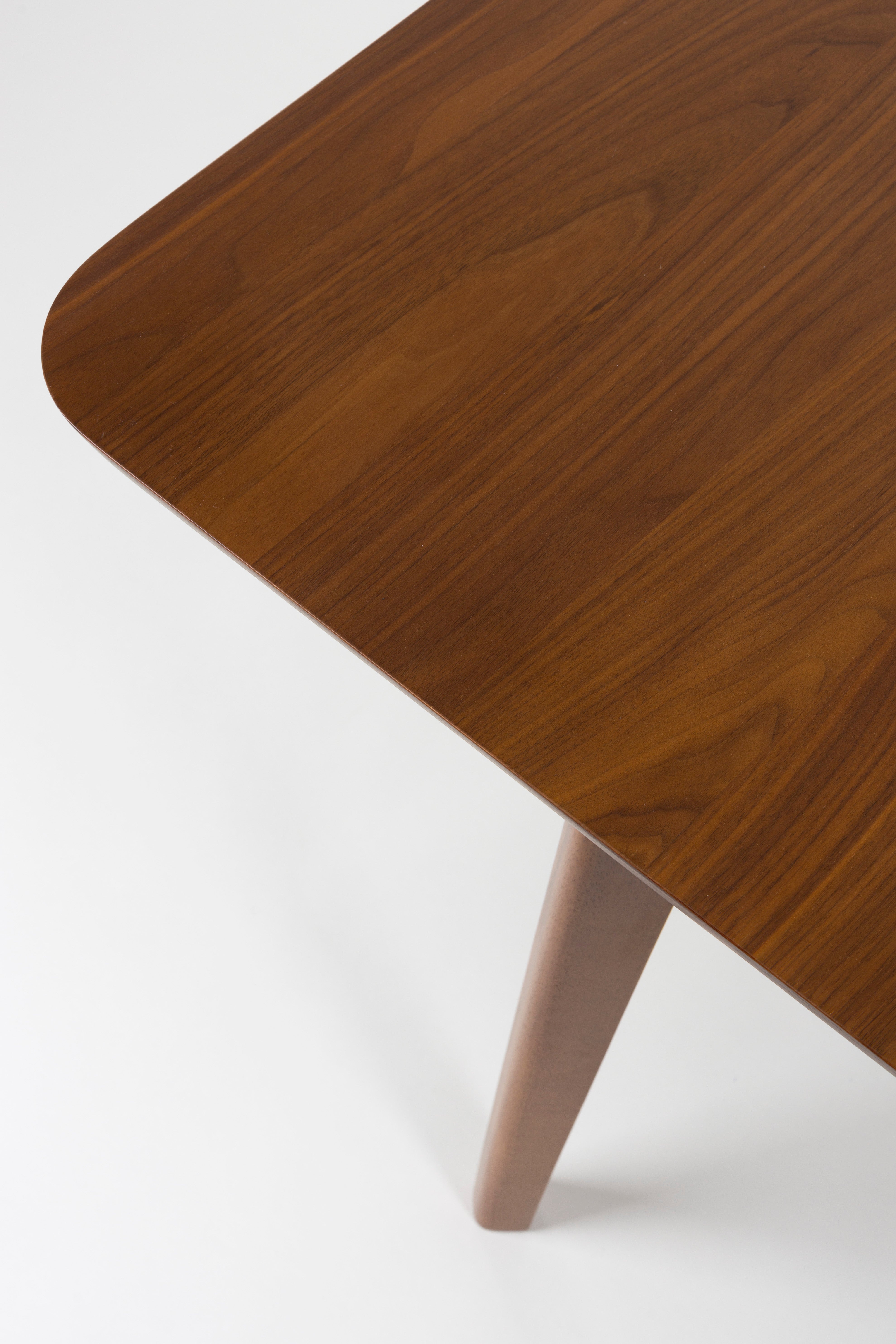 Extendable table ELLEN walnut veneer