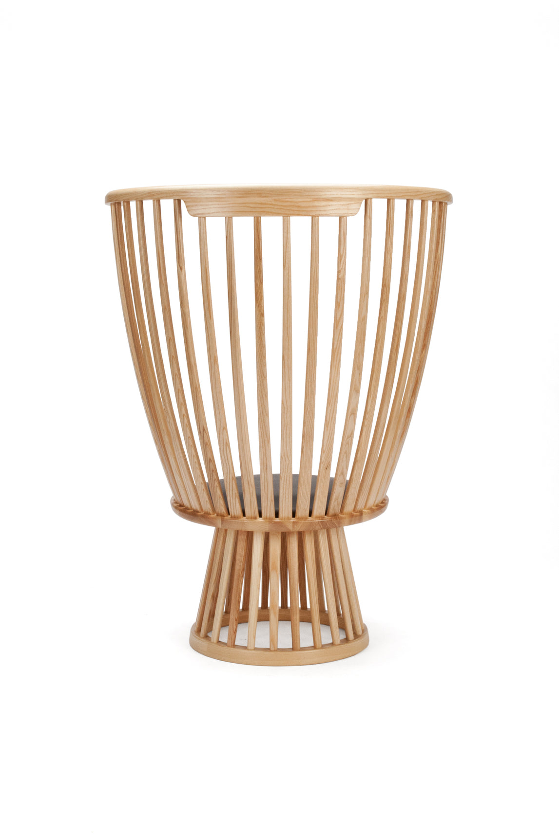 Armchair fan of ash wood