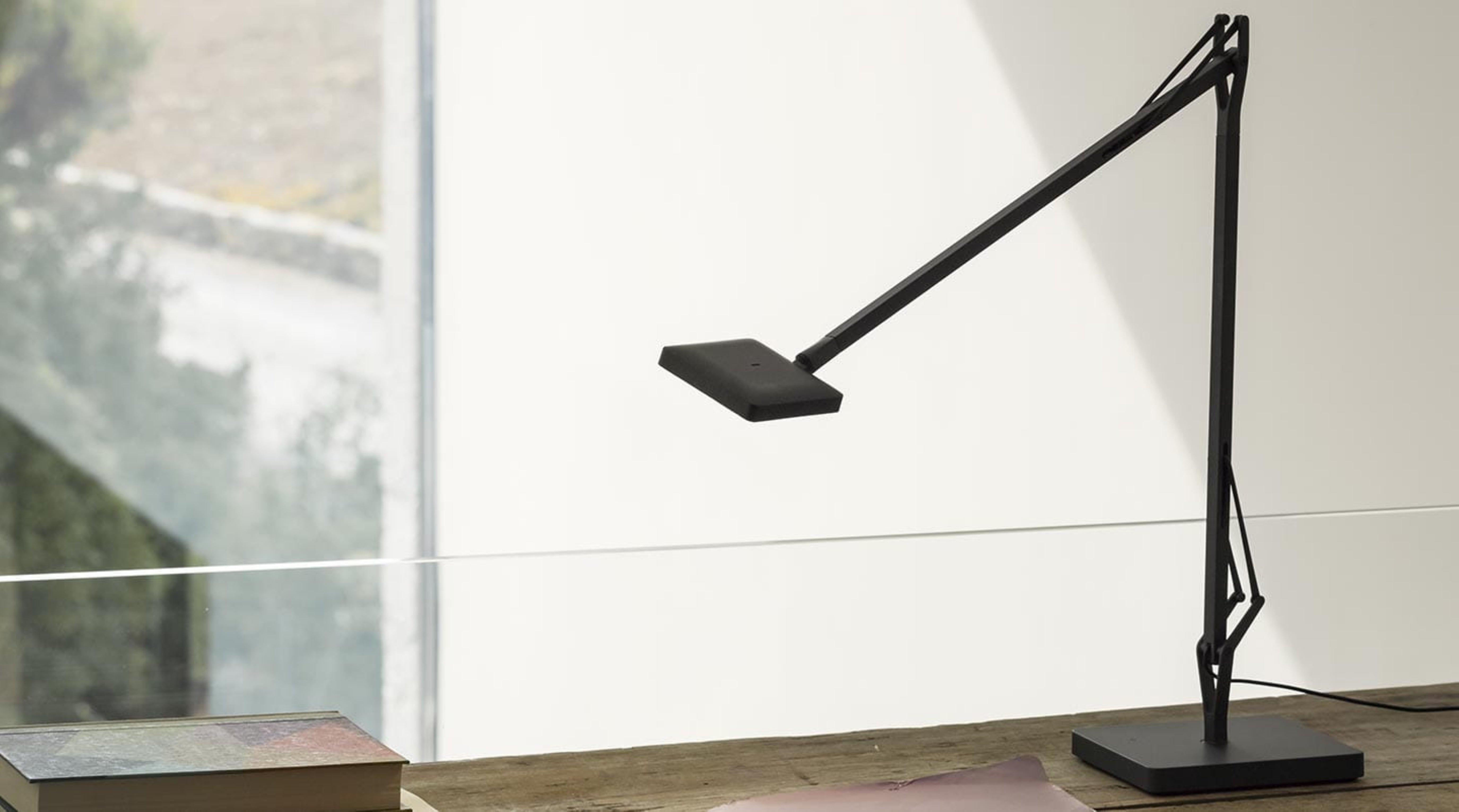 Schreibtischlampe KELVIN EDGE BASE schwarz