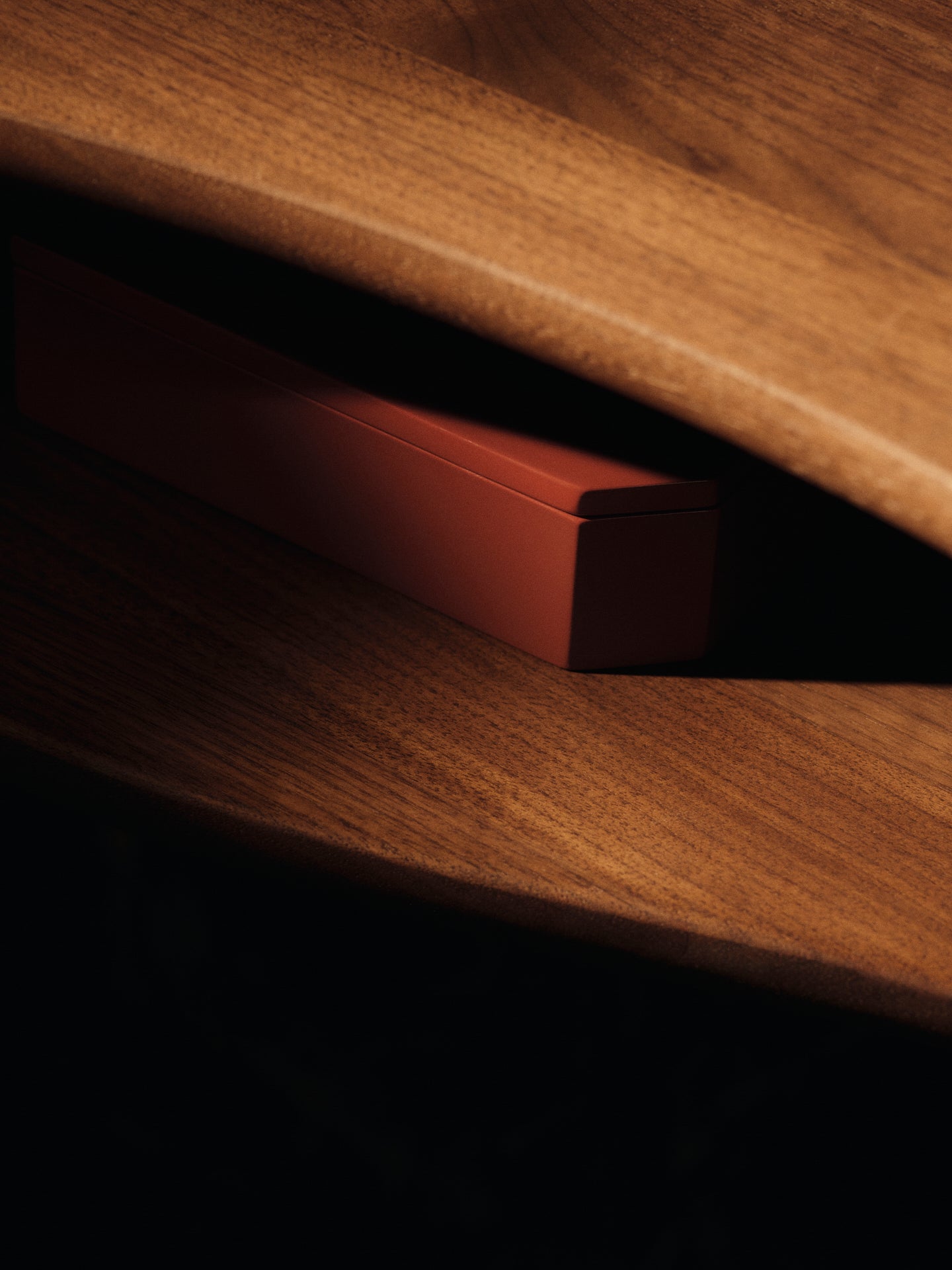 FEVE console walnut wood