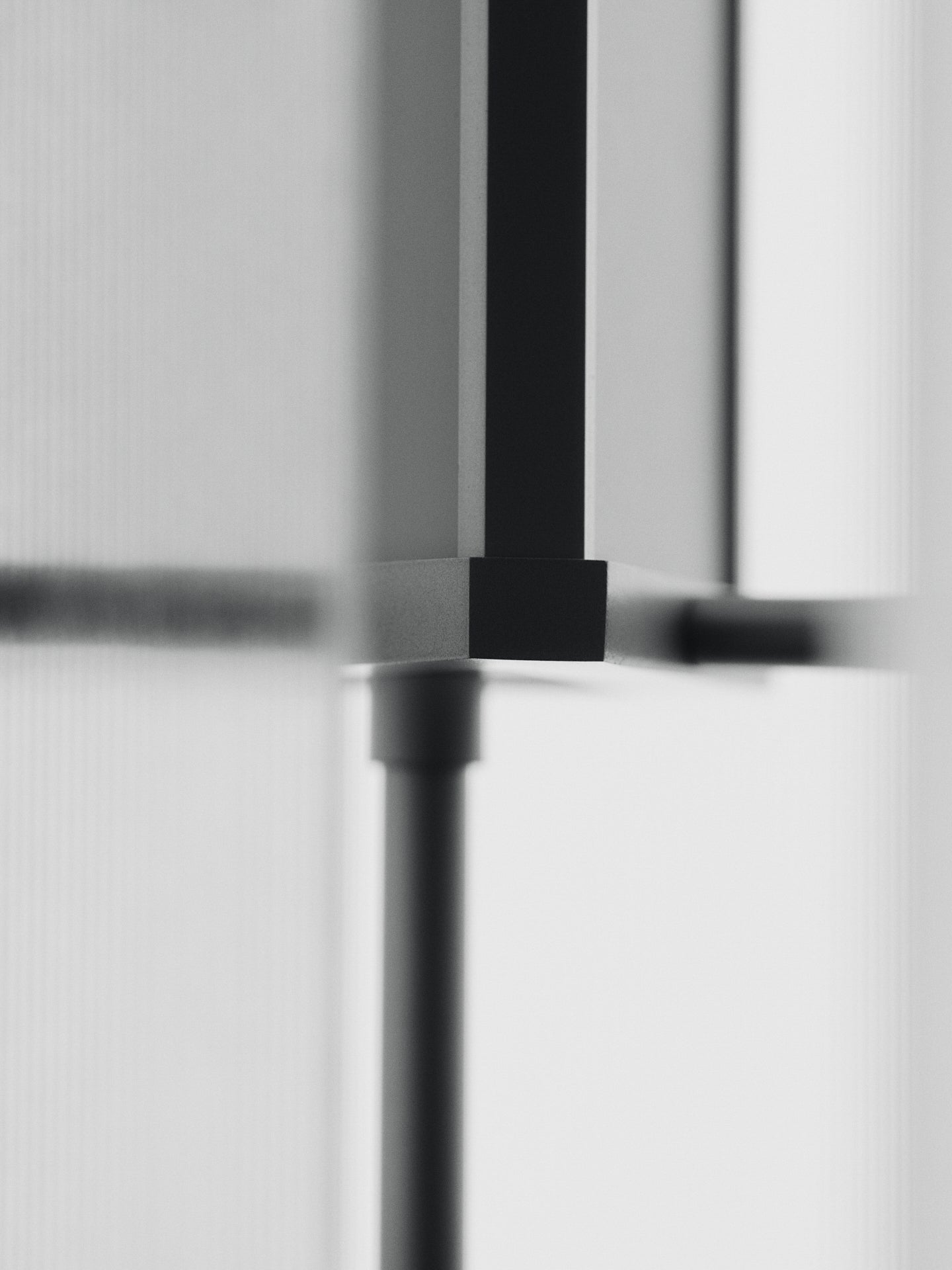 Pendelleuchte OESTE mit geriffeltem Glas [Klaudia] [zdj główne średnie]