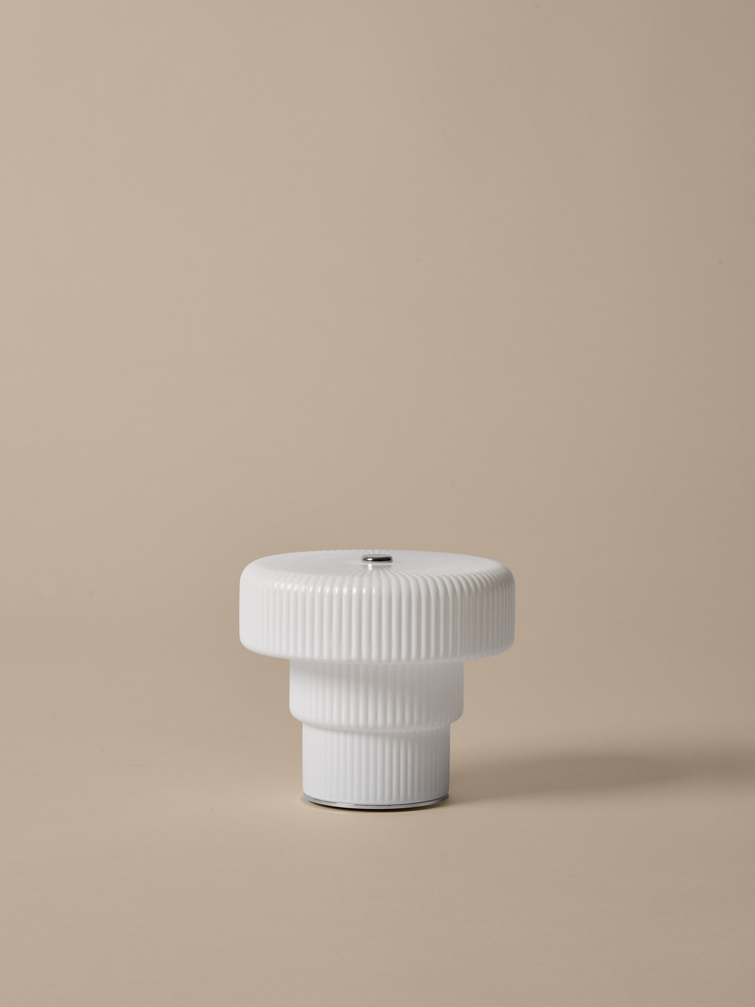 Tragbare Lampe RIPPLE weiß