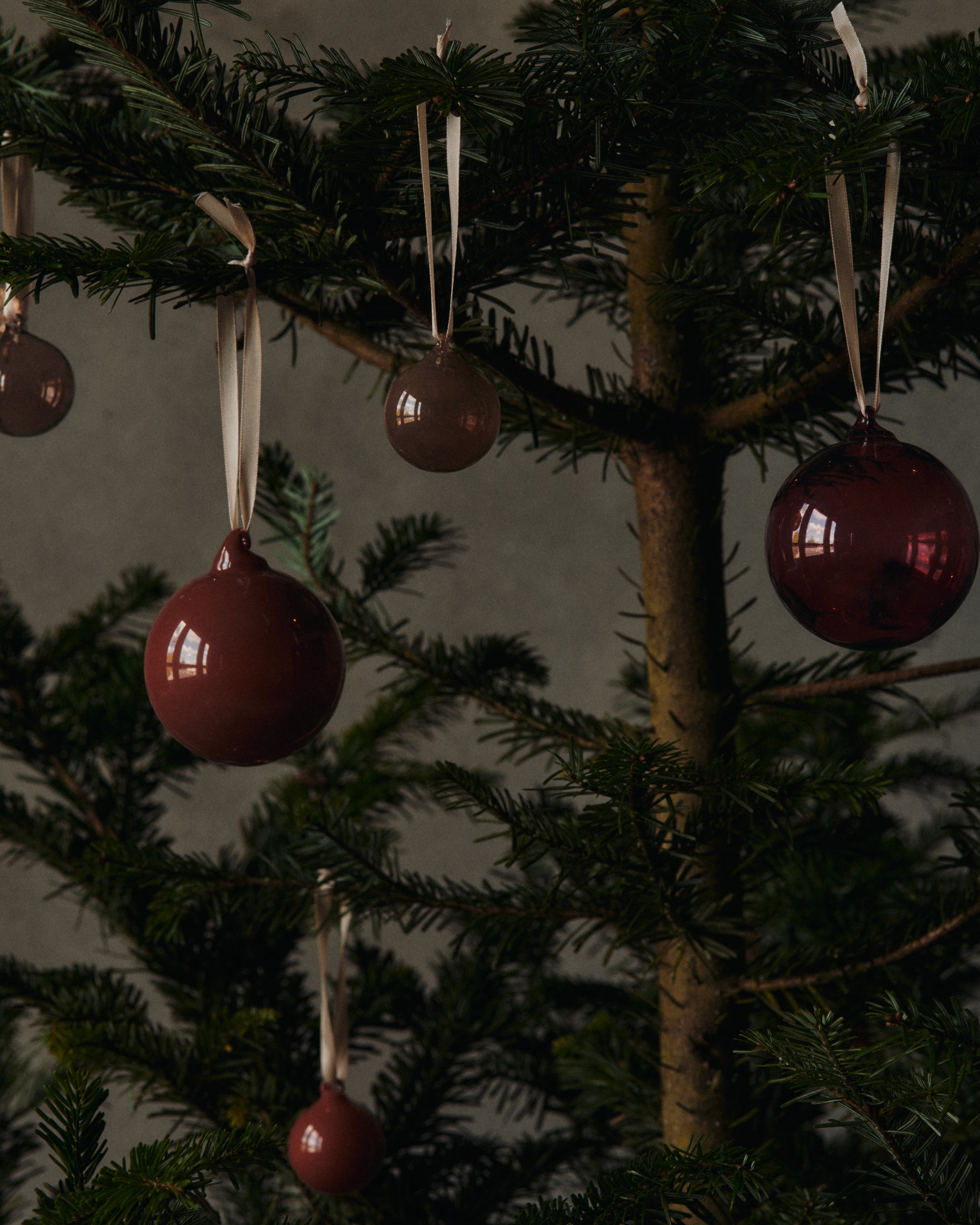 Set von Weihnachtsbaumkugeln OPAQUE bunt [Klaudia] [Amelia spr]