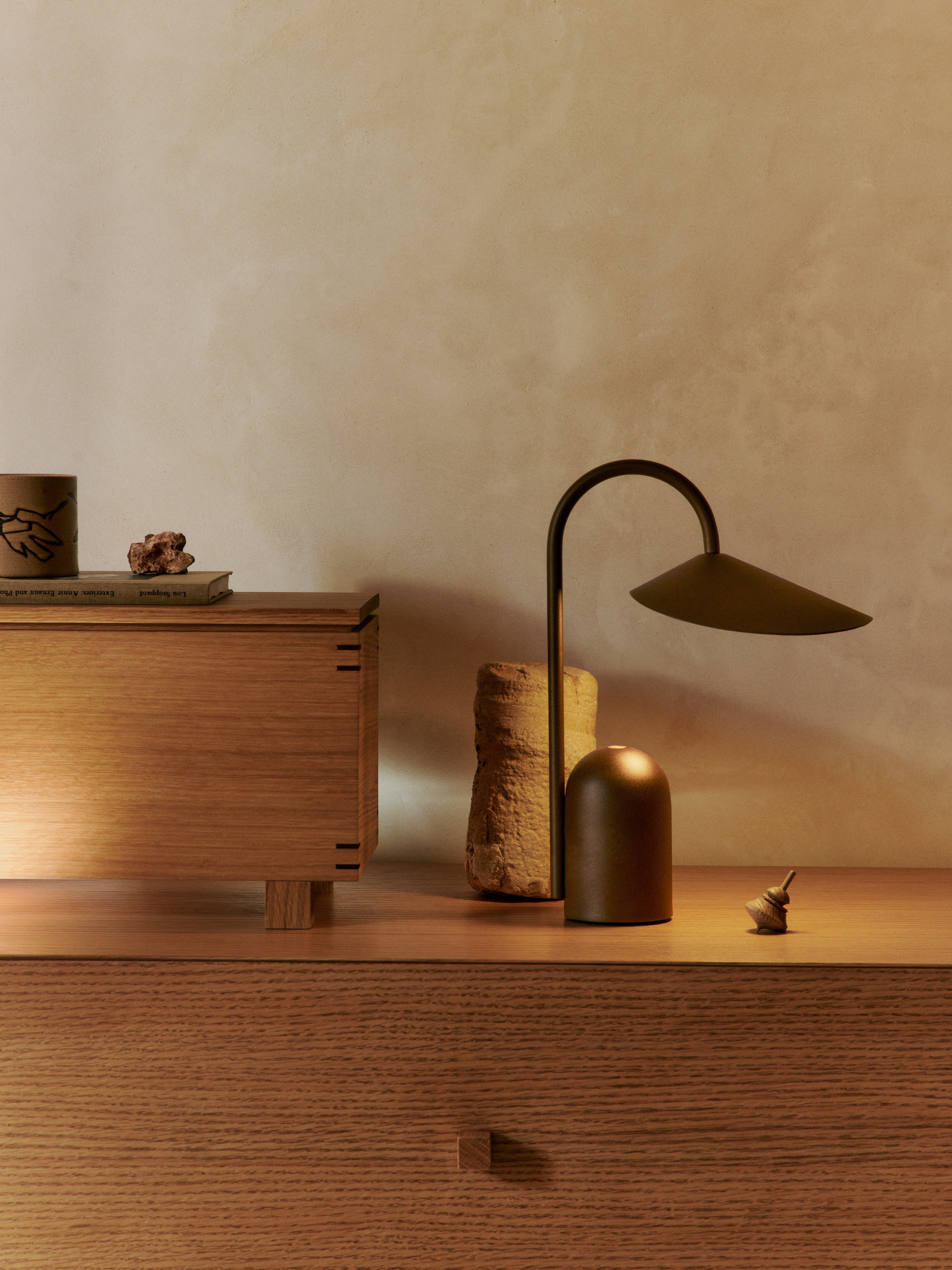 Tragbare Lampe ARUM dunkle Schokolade