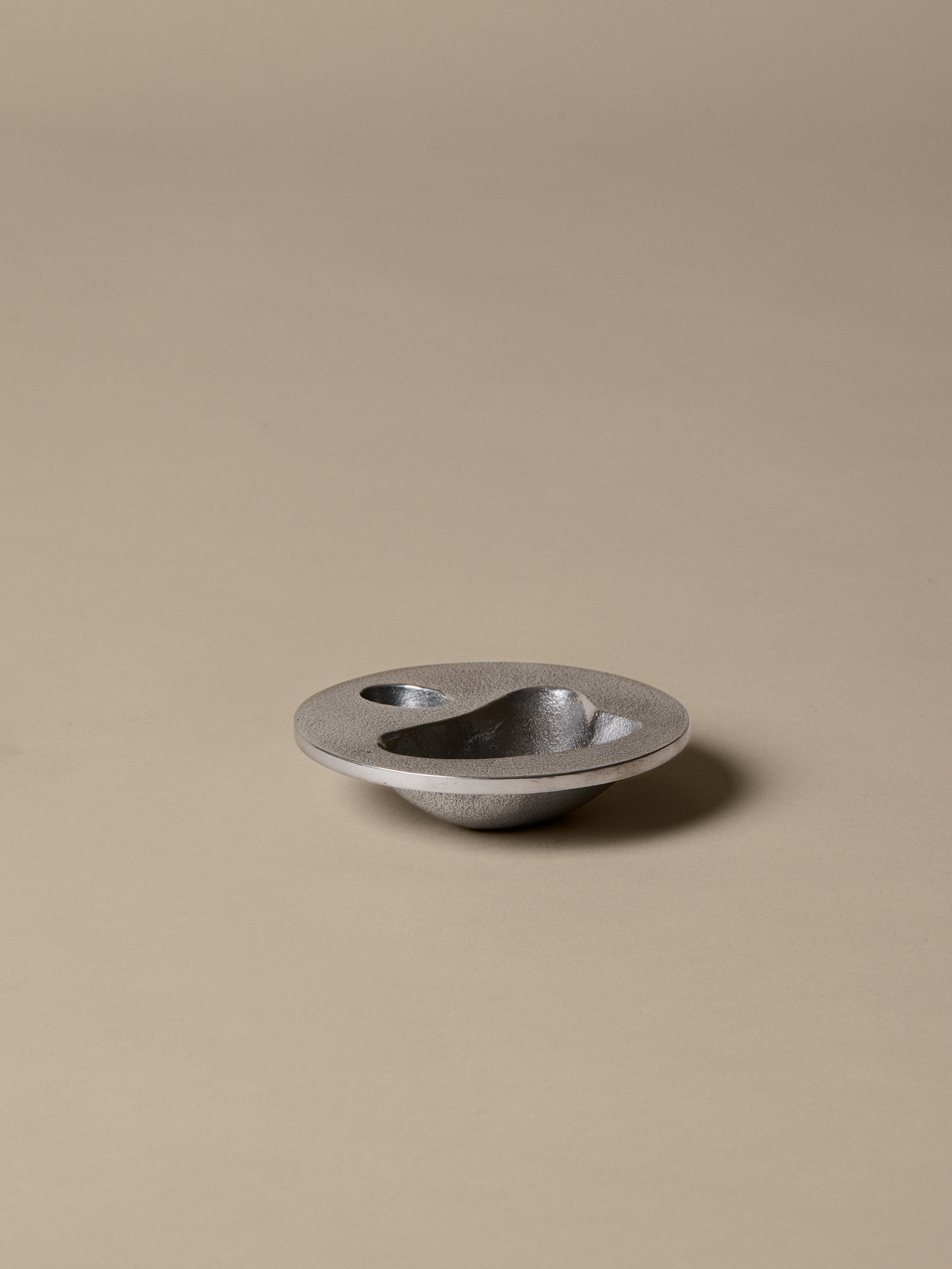 Dekorativer Teller NICHE PIECE Aluminium