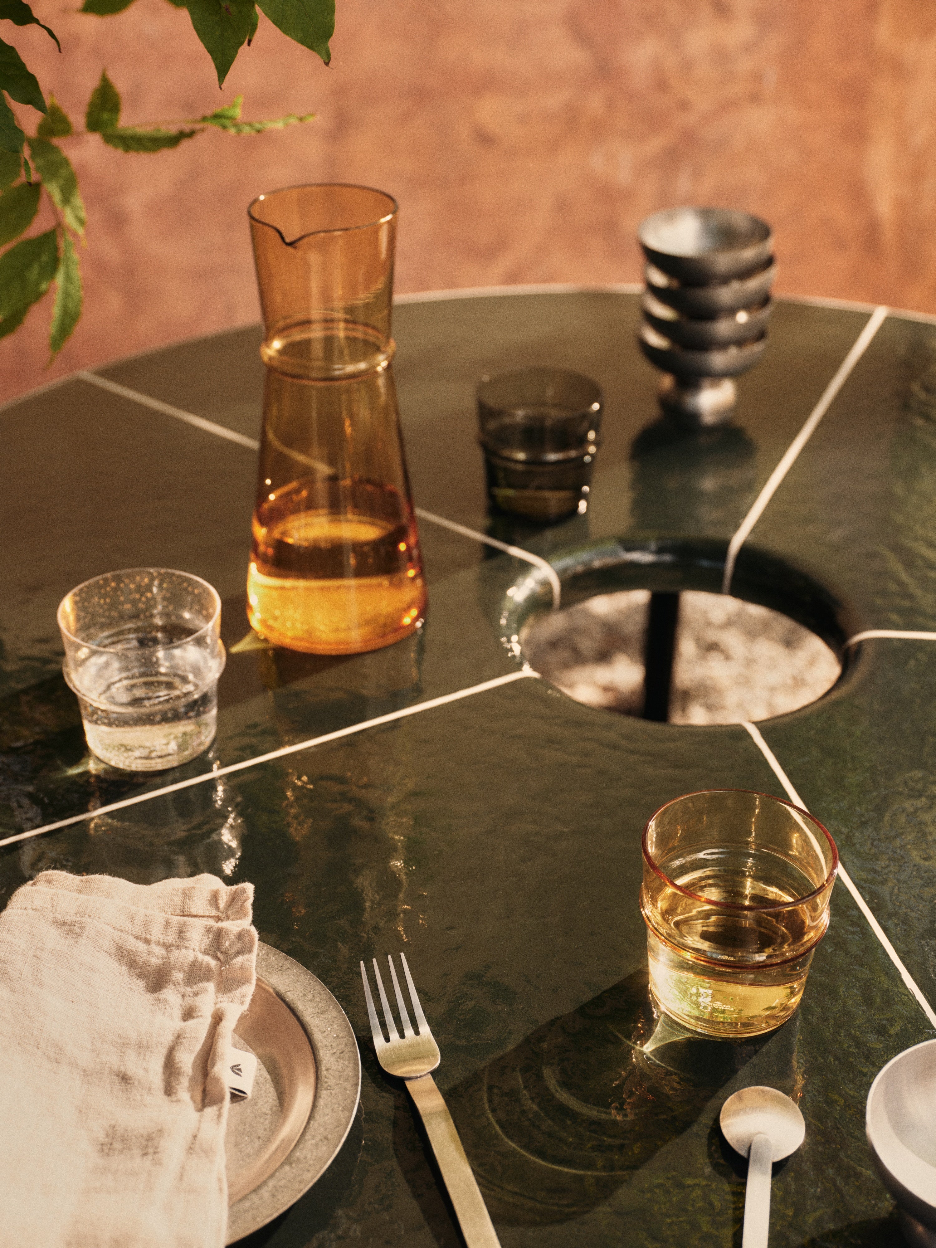 BOYA Glass Carafe - Transparent Smoked