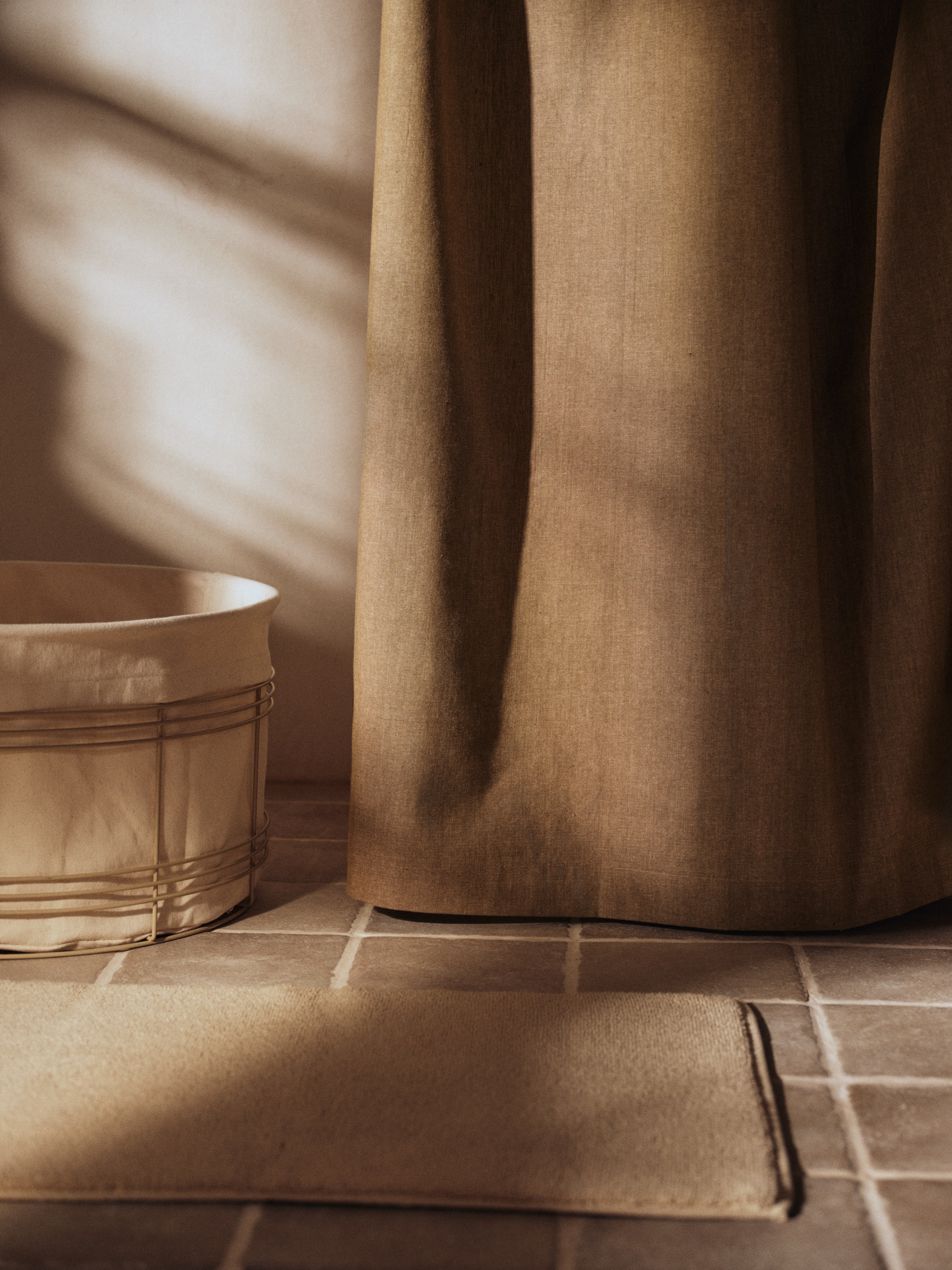 FIO Beige Laundry Basket