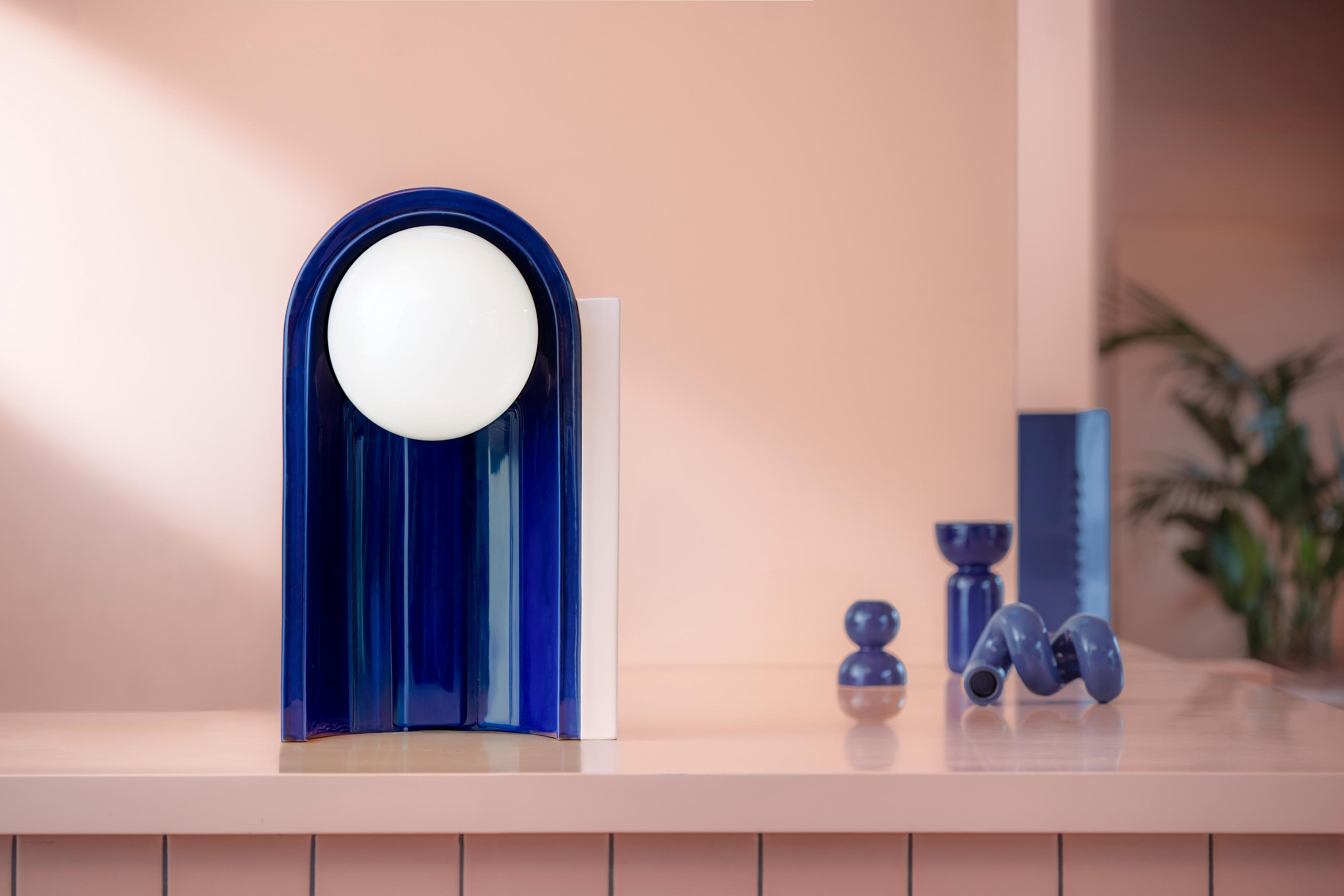 Tischlampe aus Keramik CLÉO beige mit salbeigrün