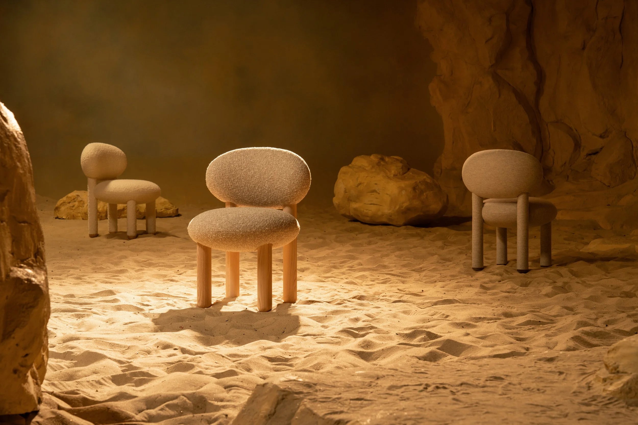 FLOCK CS2 upholstered chair with wooden base