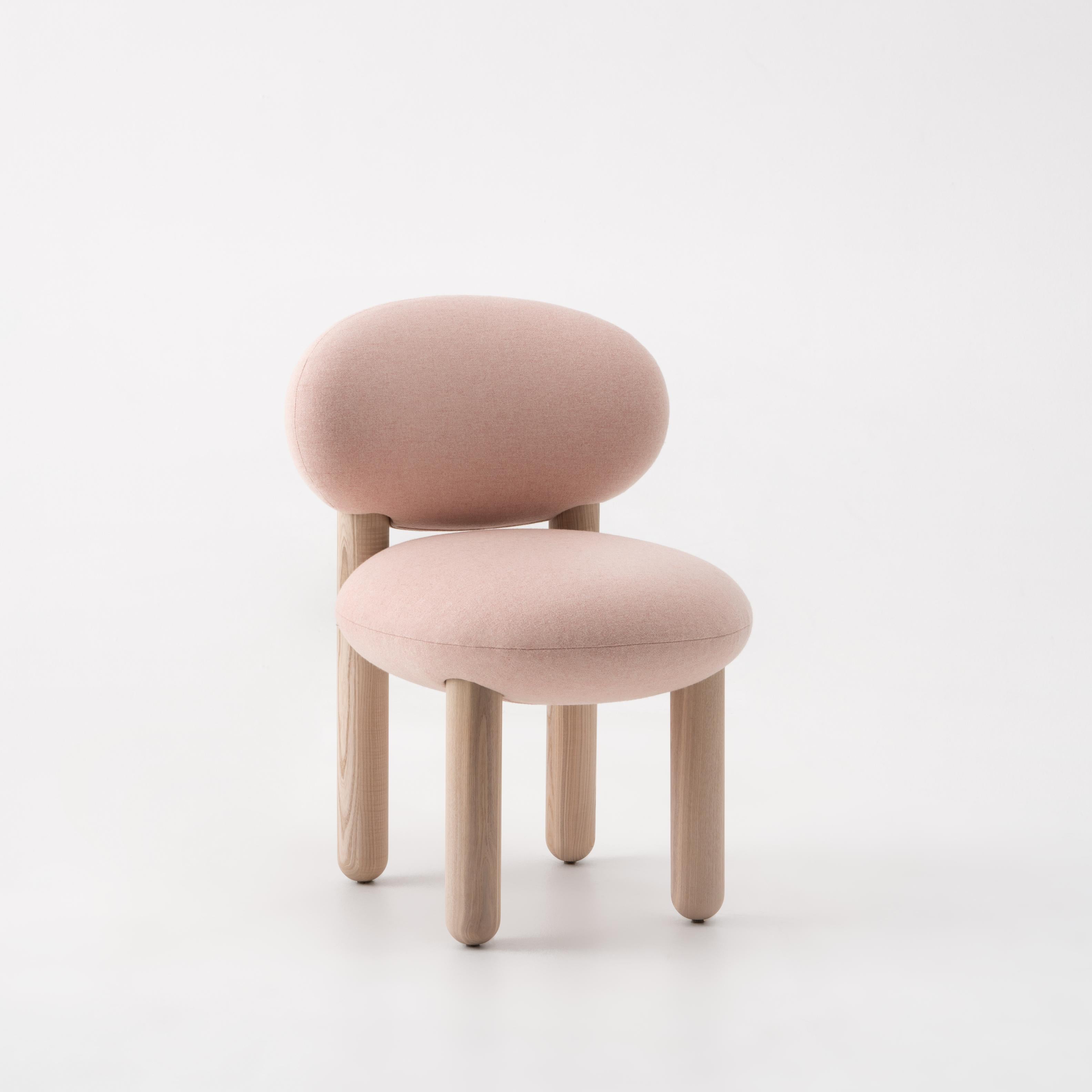 FLOCK CS2 upholstered chair with wooden base