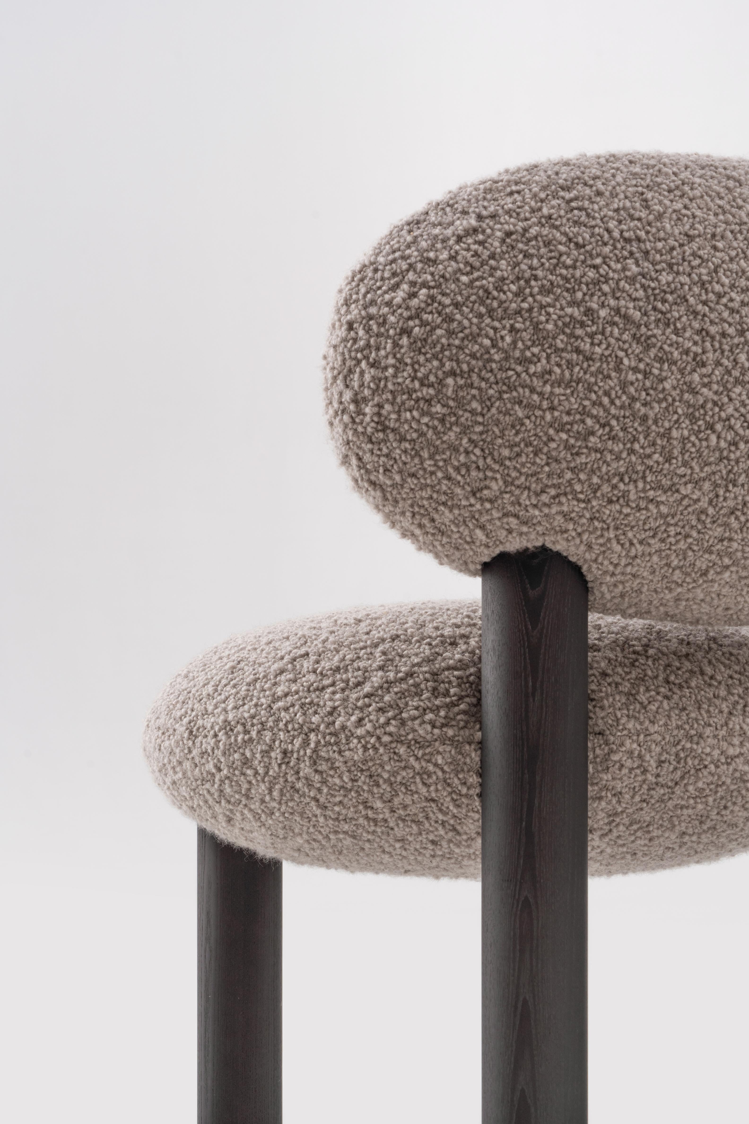 FLOCK CS2 upholstered chair with wooden base