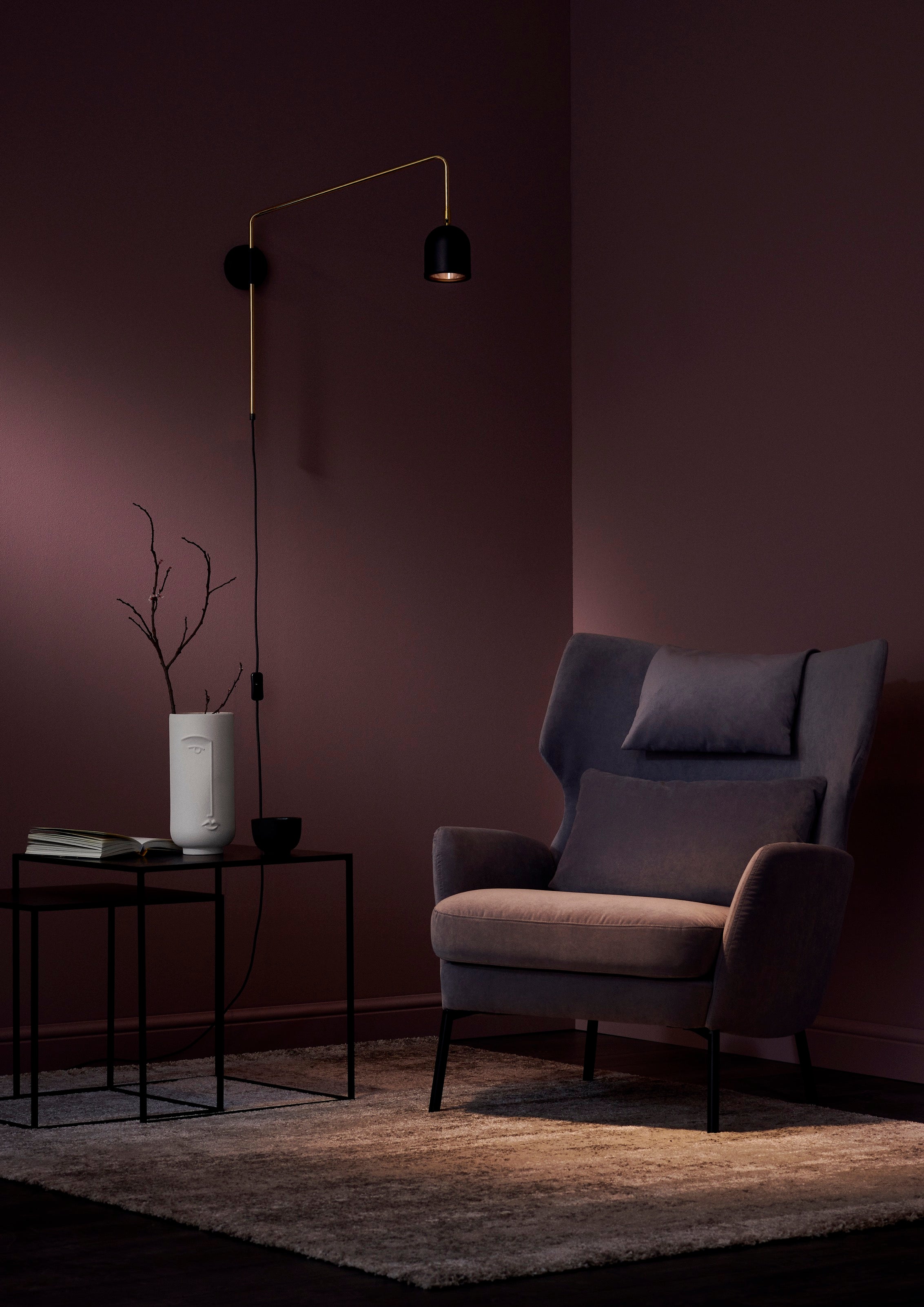 Wall lamp with arm GASPAR black with gold