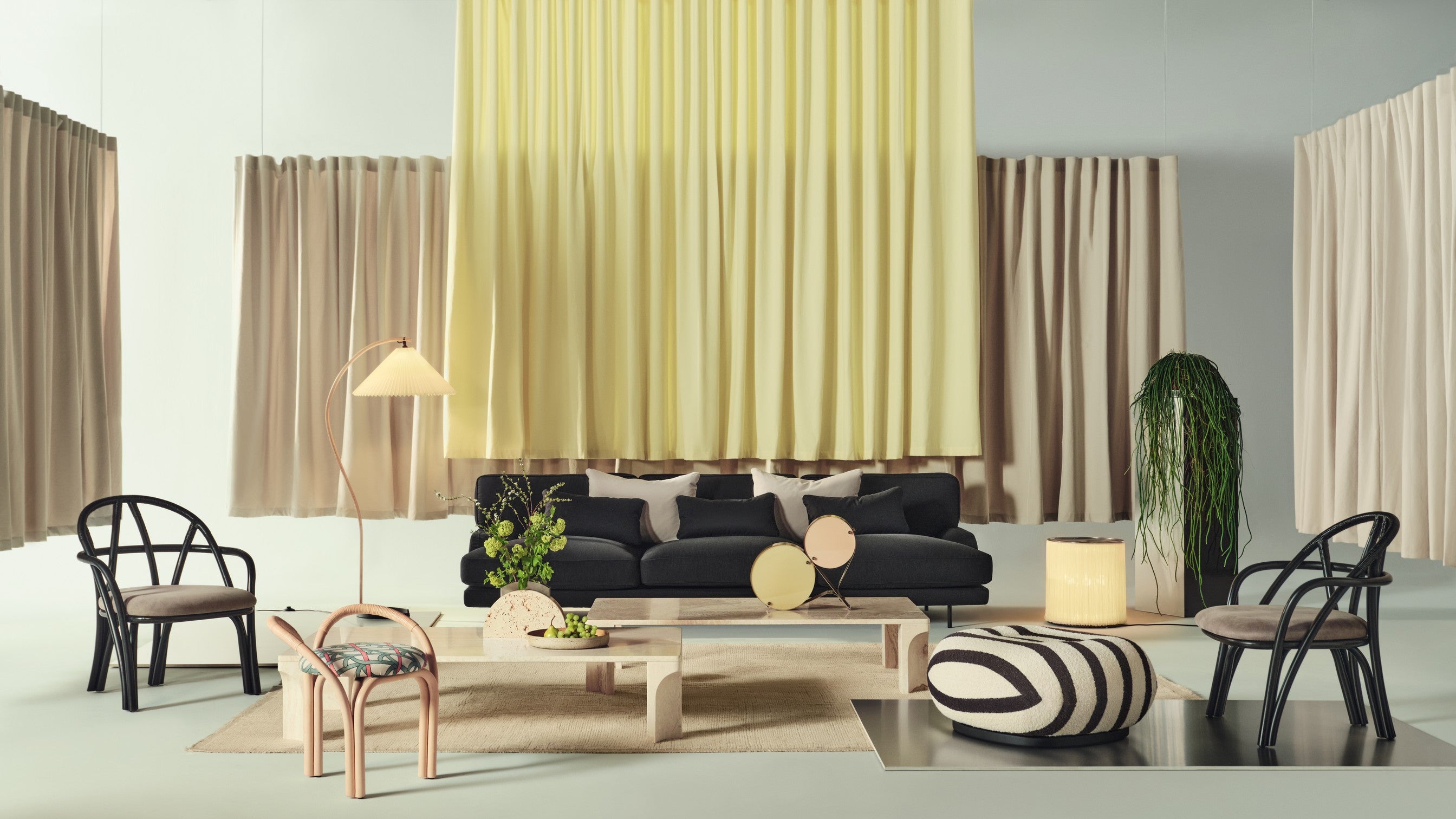 COPPIA cream table lamp with olive