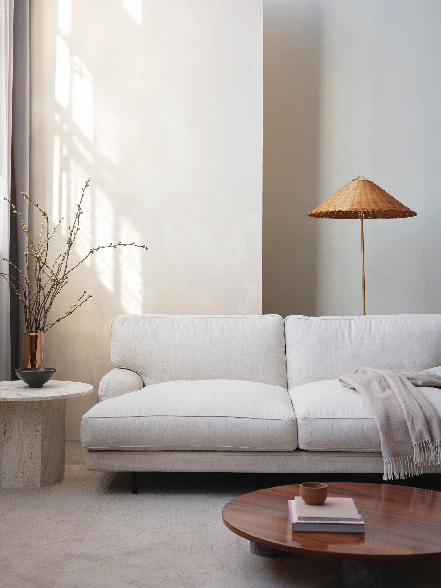 2-seater Sofa FLANEUR upholstered with a brass base