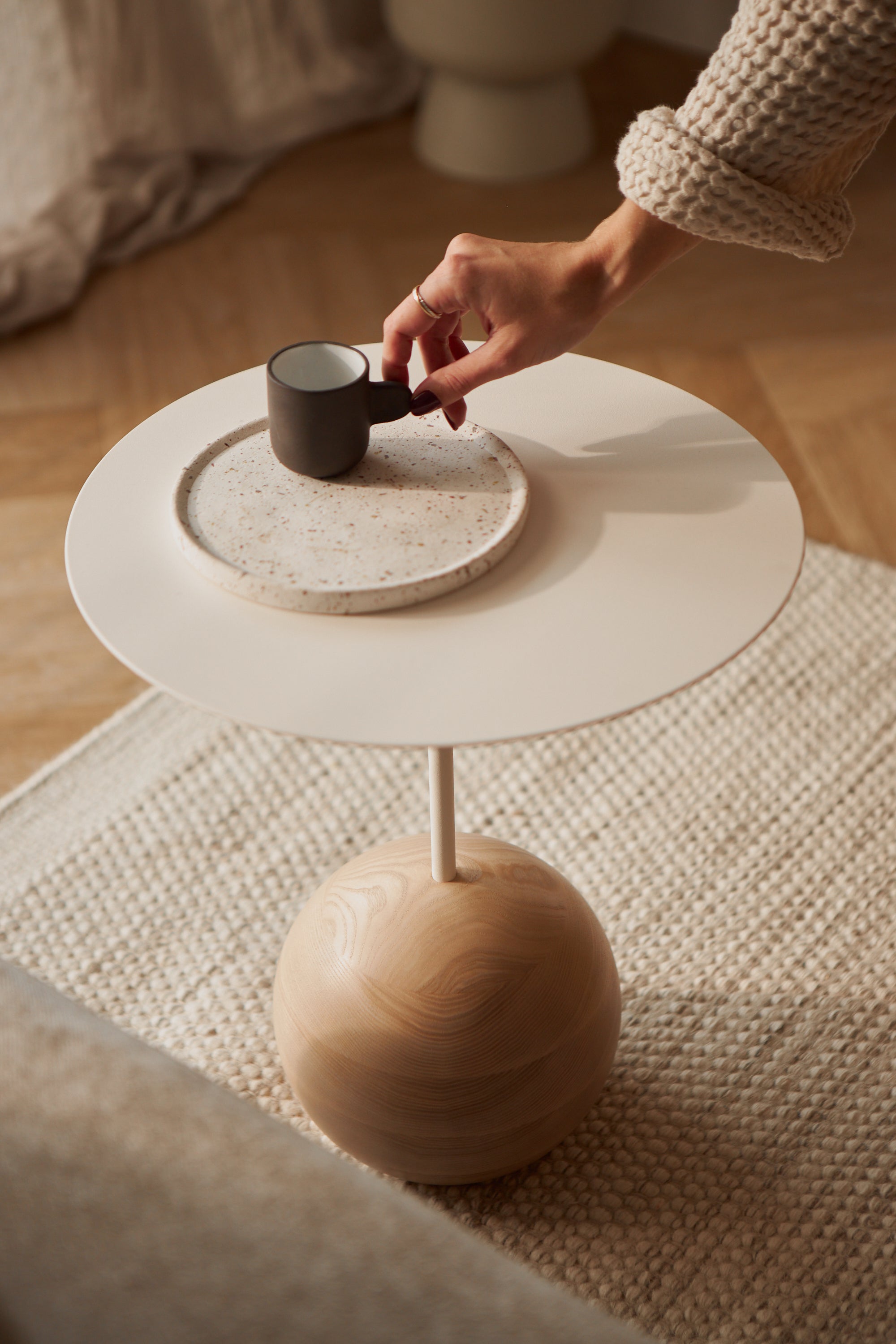 AN SU Coffee Table Wood and Steel