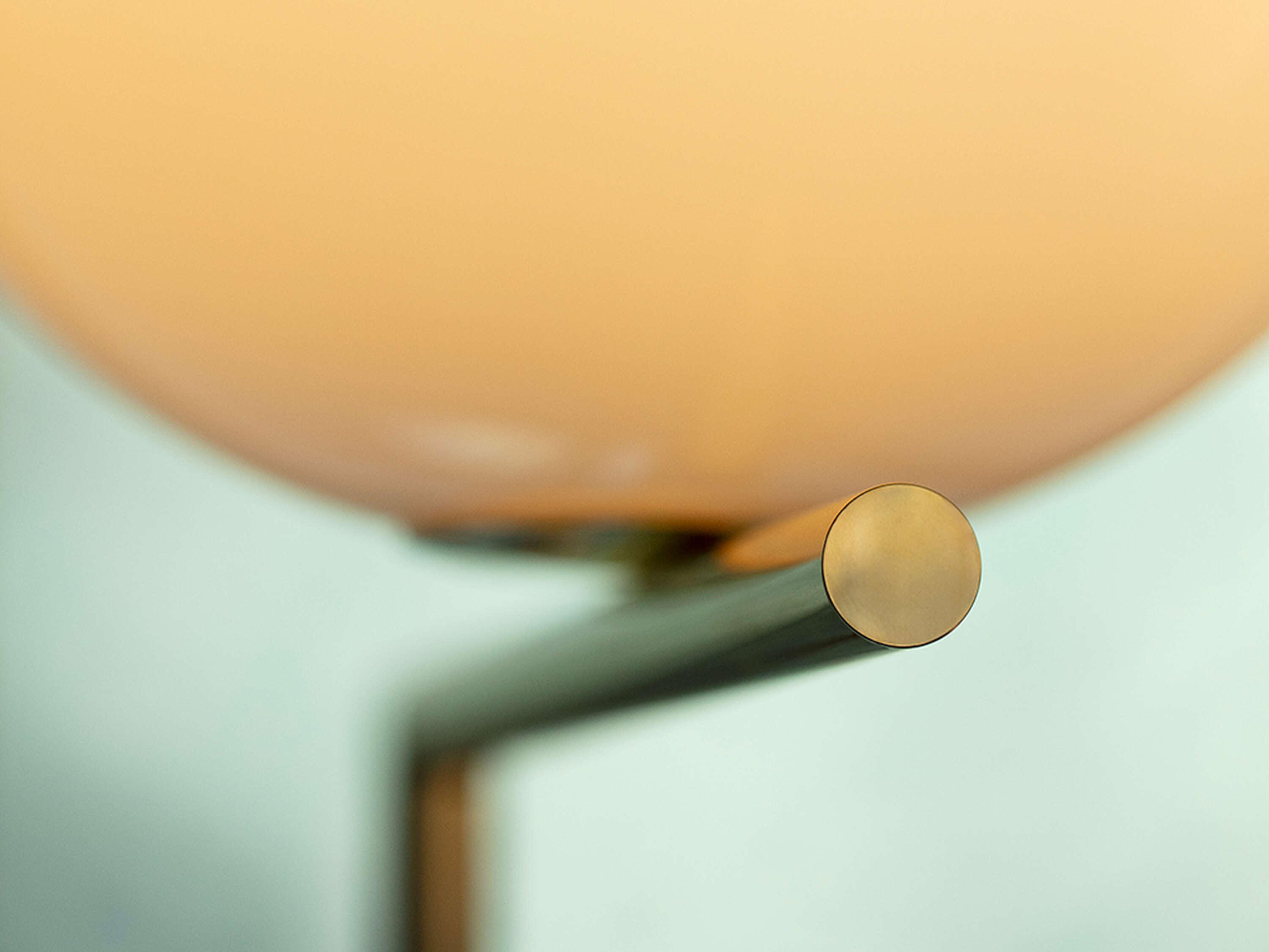 Stehlampe IC LIGHTS 10. JAHRESTAG gold