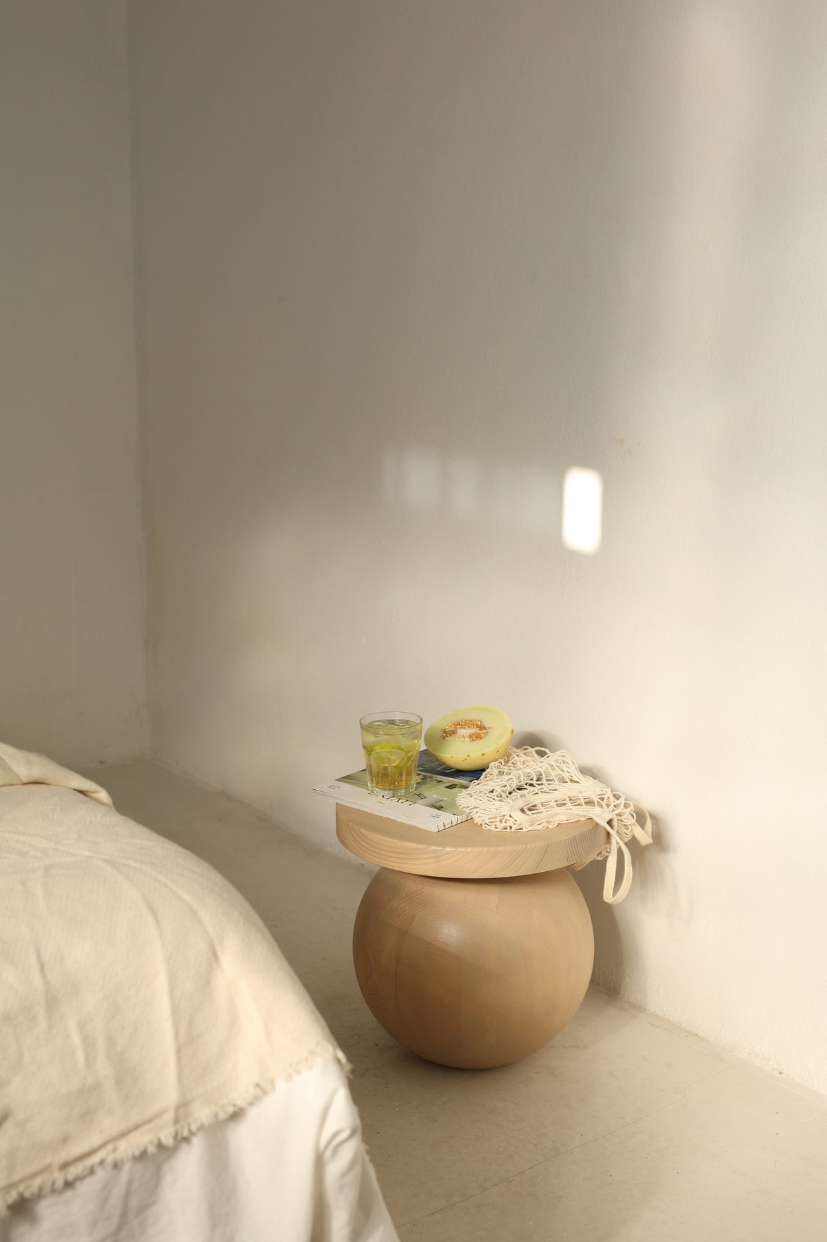 Coffee table wooden sleep